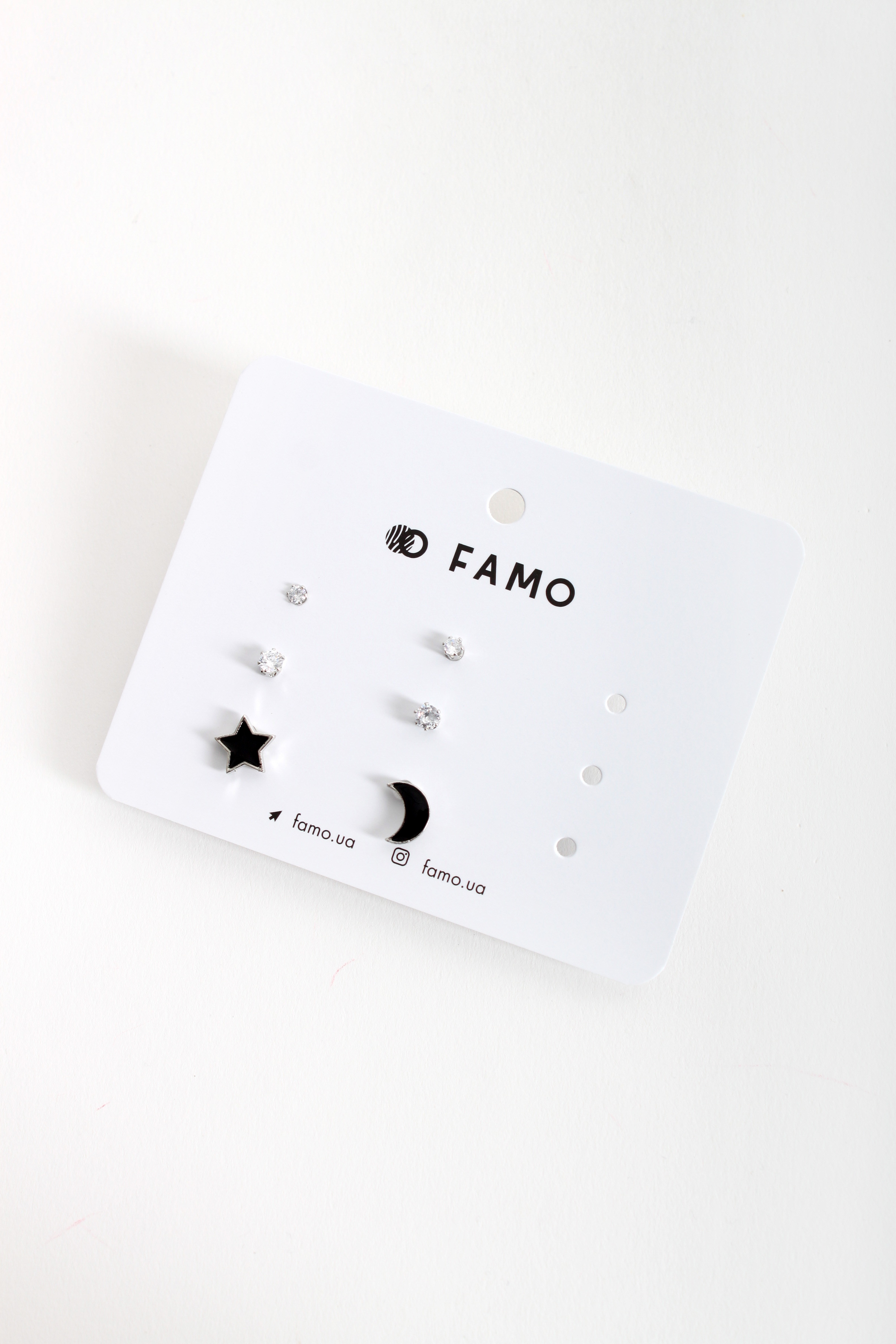 

Набор сережек FAMO Греттель разноцветный Длина 0.3/0.5/1(см)/ Ширина 0.3/0.5/1(см) (X107-16)