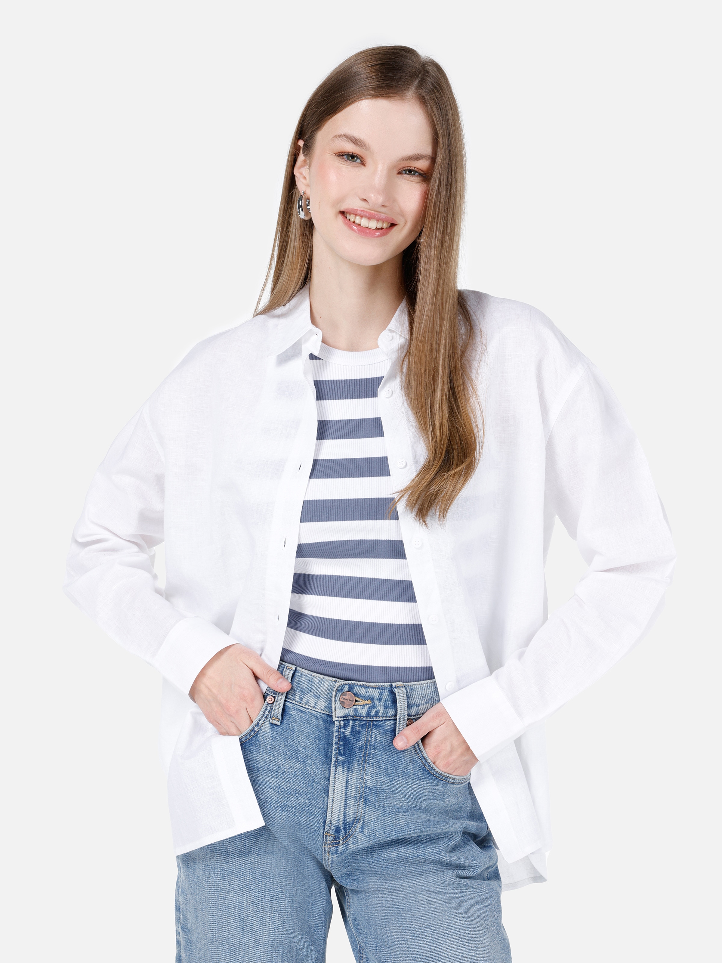 Сорочка оверсайз жіноча Colin's CL1068538-WHT XS Біла від Rozetka на платформі USKIDKA Акція на Сорочка оверсайз жіноча Colin's CL1068538-WHT XS Біла від Rozetka