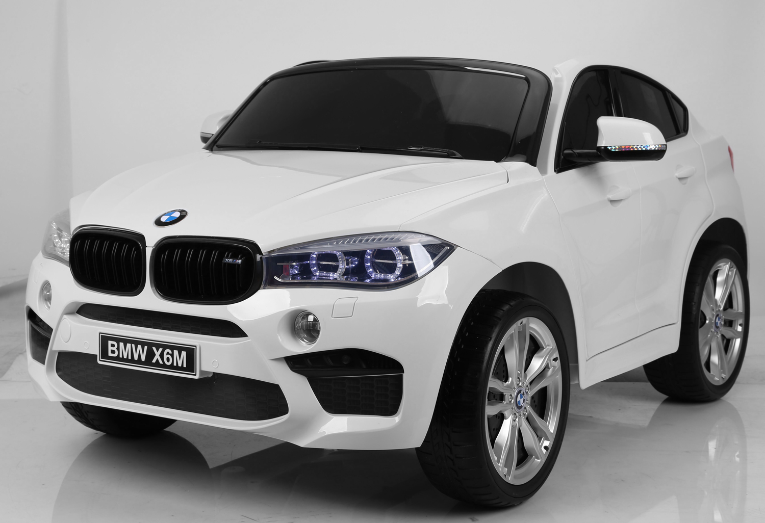 

Детский двухместный электромобиль bmw х6 Huada Toys (JJ2168)