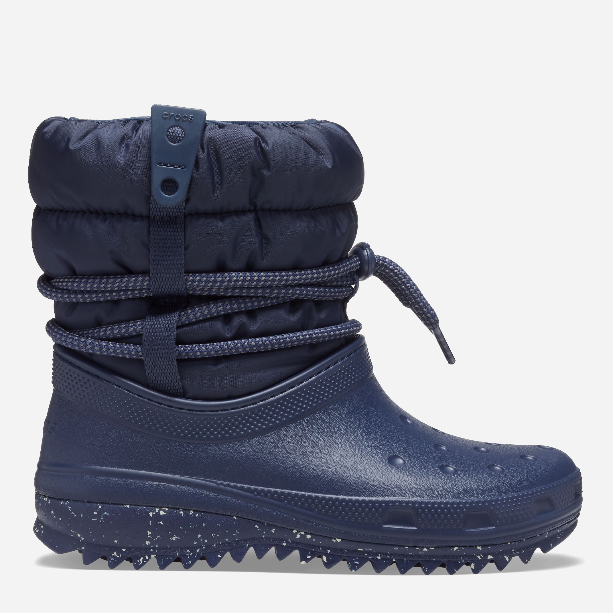 Акція на Жіночі зимові чоботи Crocs Classic Neo Puff Luxe Boot 207312-410 39-40 (W9) 25 см Navy від Rozetka