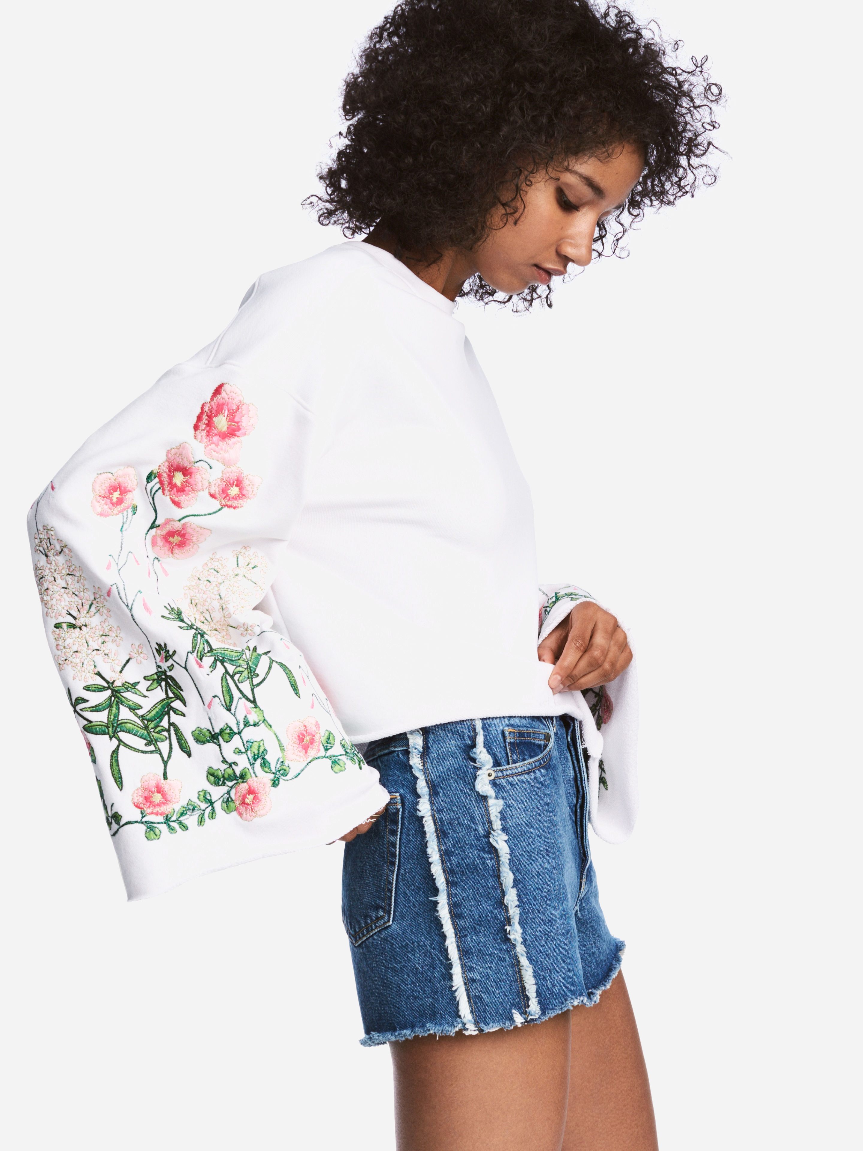 

Свитшот H&M 0545905-6 34 Белый
