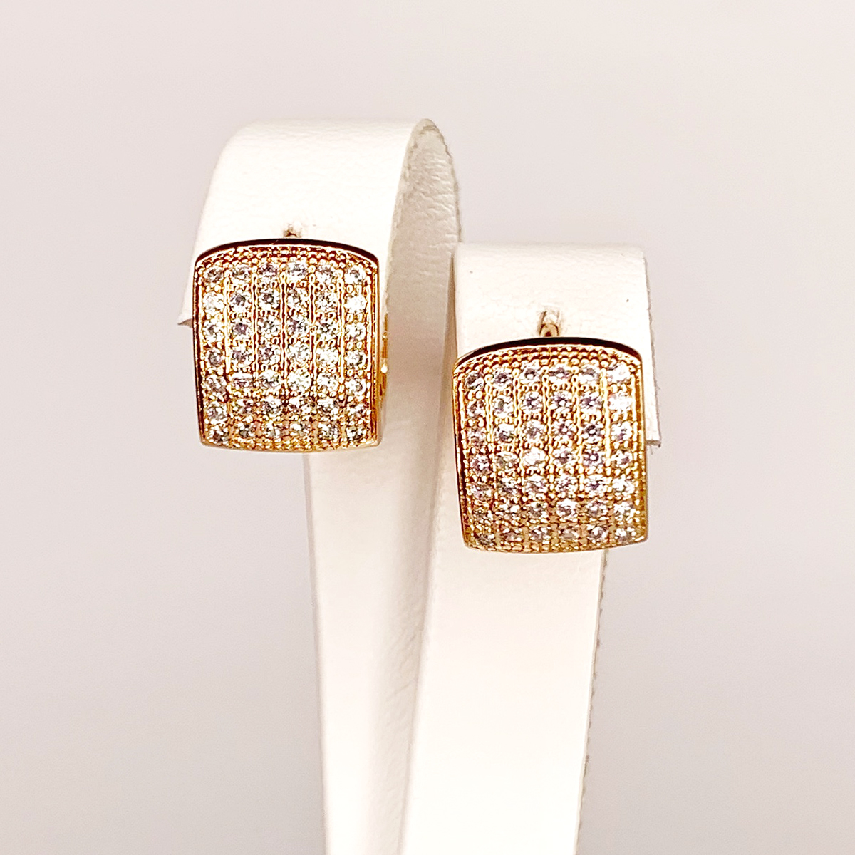 

Серьги Xuping из медицинского золота, белые фианиты, позолота 18K, 24912