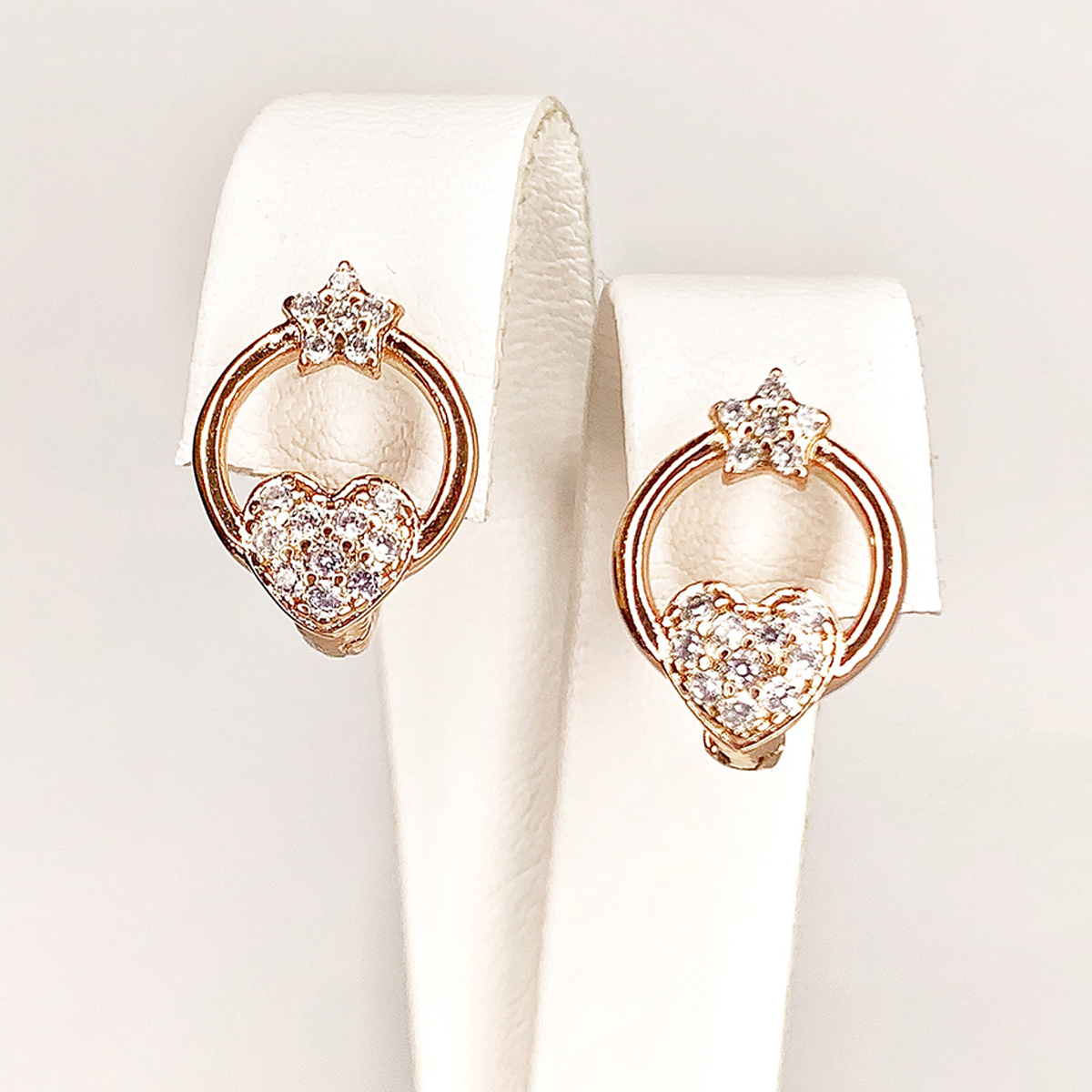 

Серьги Xuping из медицинского золота, белые фианиты, позолота PO, 24887
