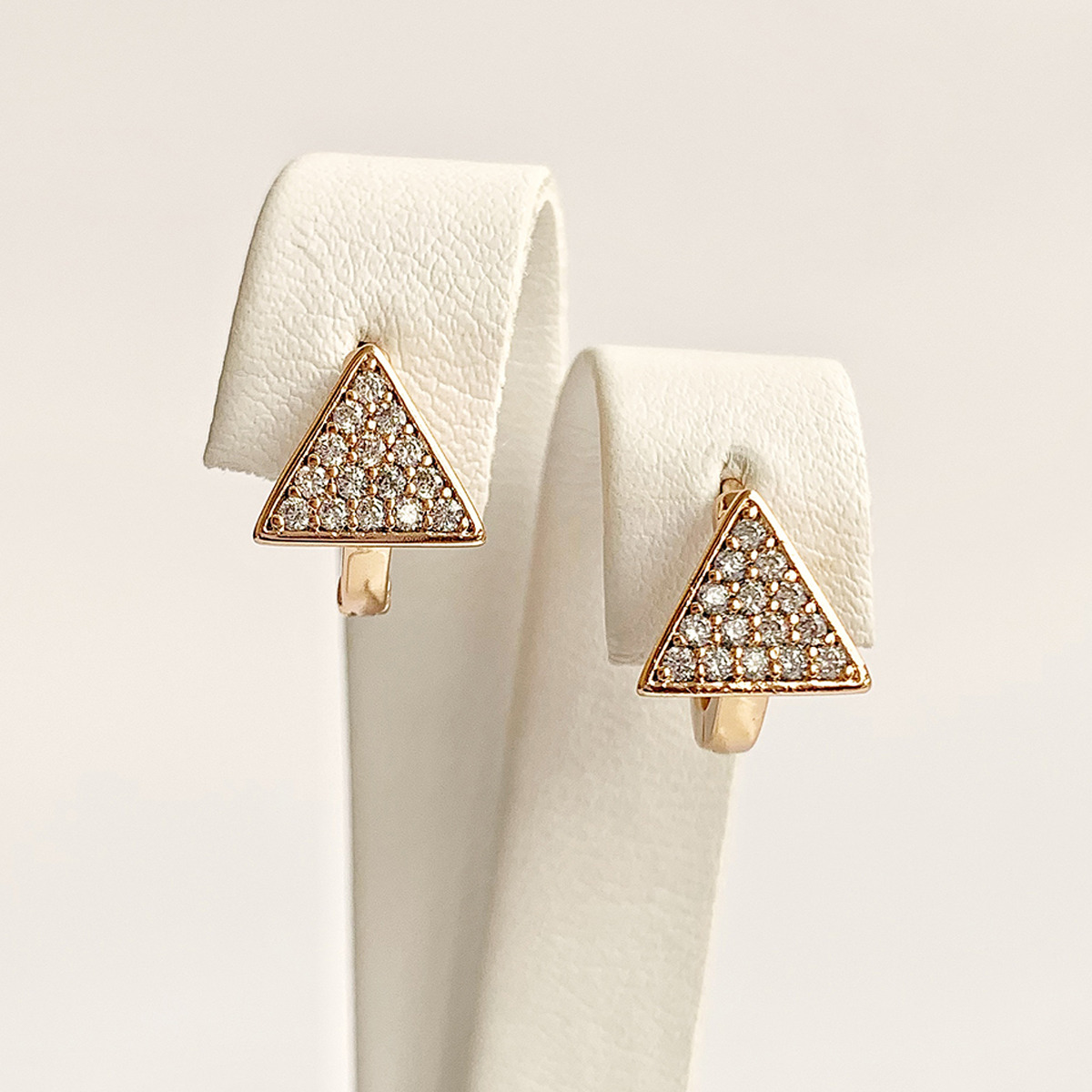 

Серьги Xuping из медицинского золота, белые фианиты, позолота 18K, 24860