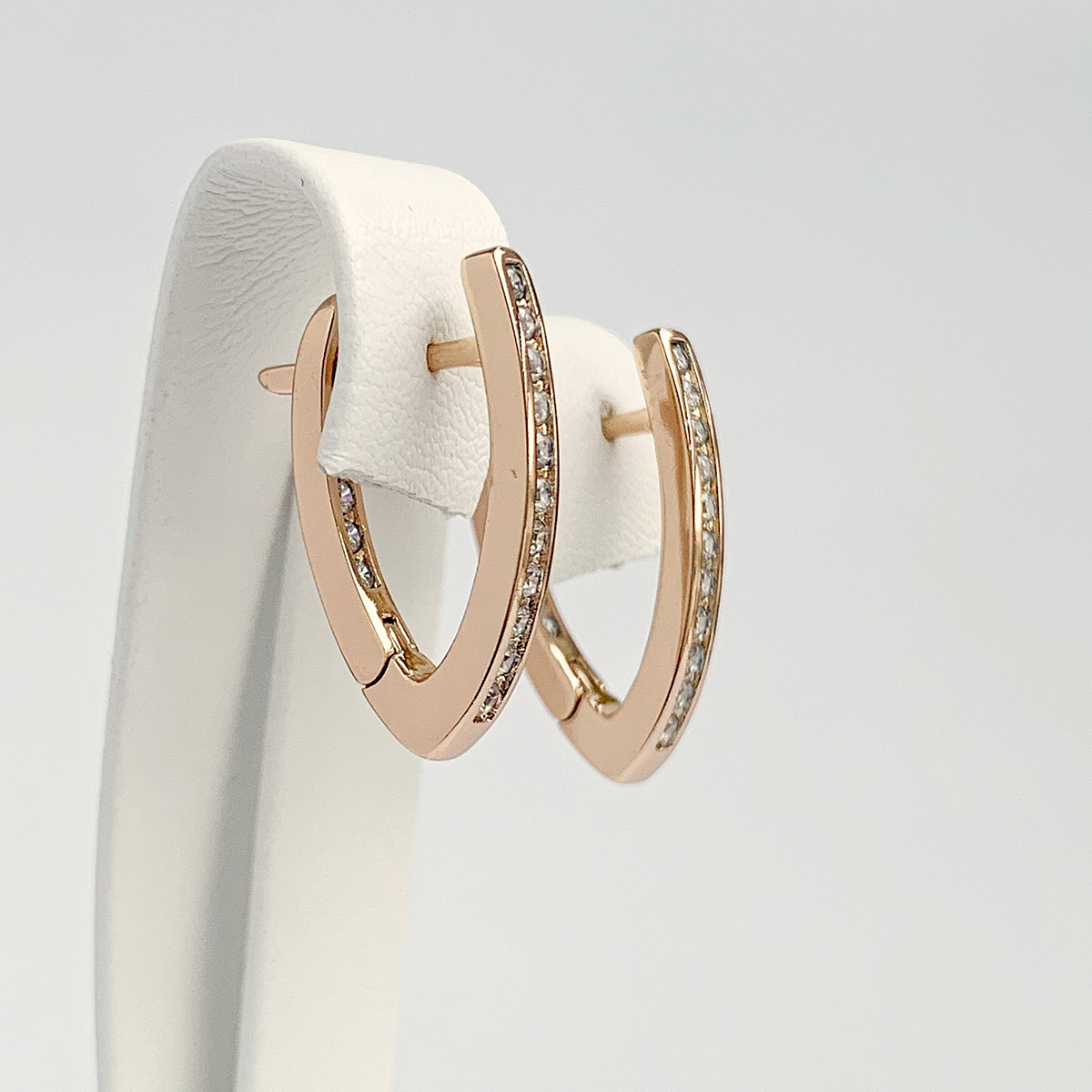 

Серьги Xuping из медицинского золота, белые фианиты, позолота 18K, 24876