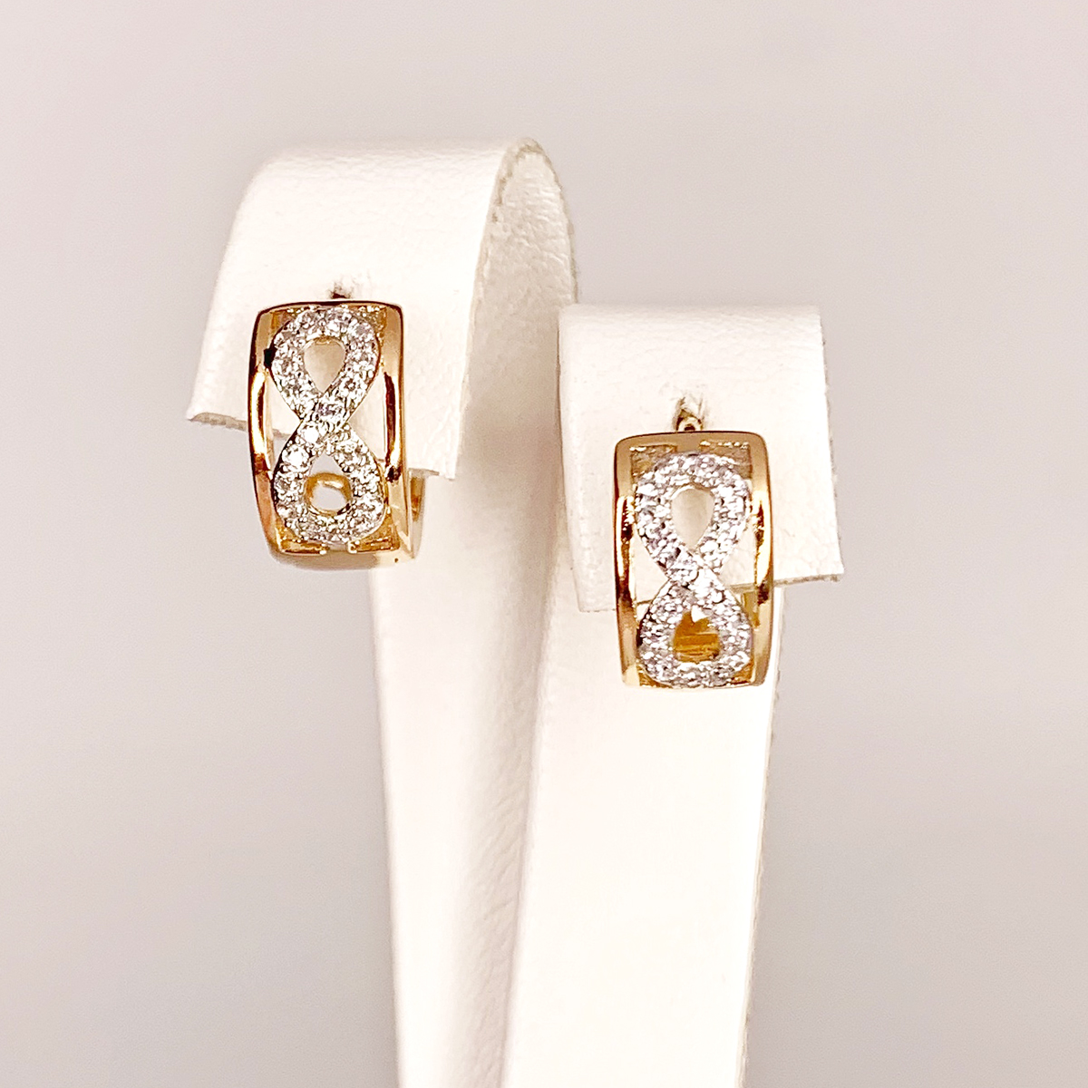 

Серьги Xuping из медицинского золота, белые фианиты, позолота 18K + родий, 24918