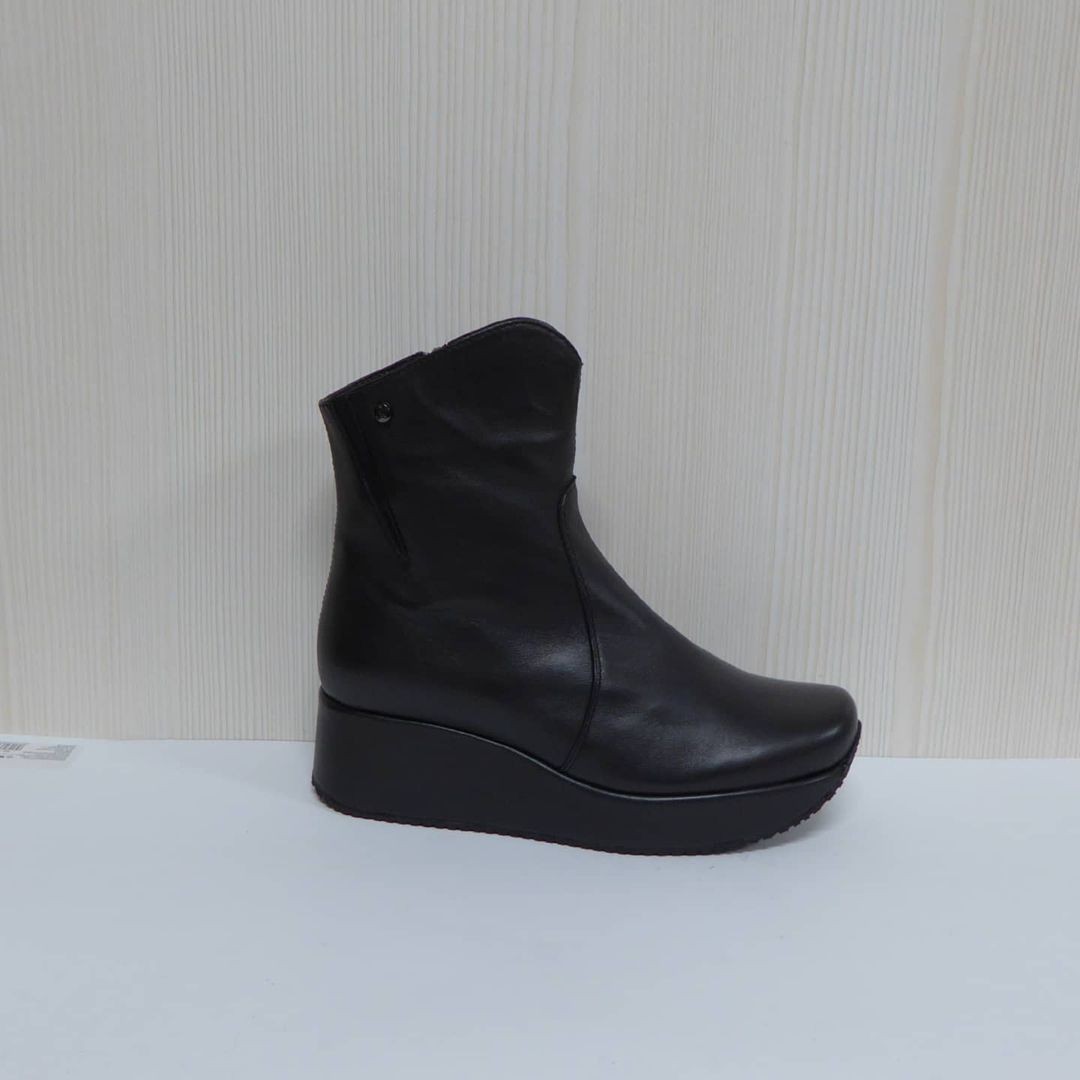 

Черевики Kelton 40 Чорні 23036