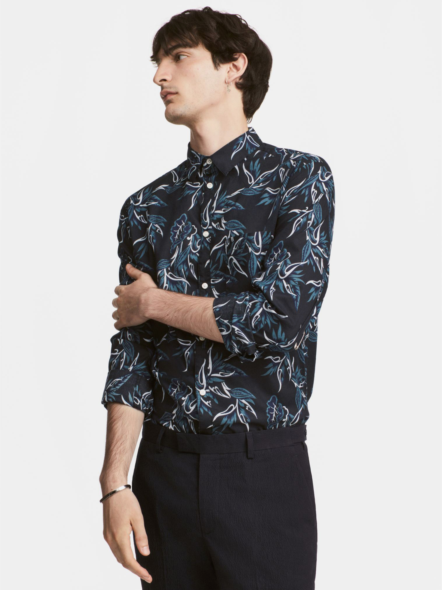 

Рубашка H&M 501619612  Темно-синяя, Рубашка H&M 501619612 XS Темно-синяя