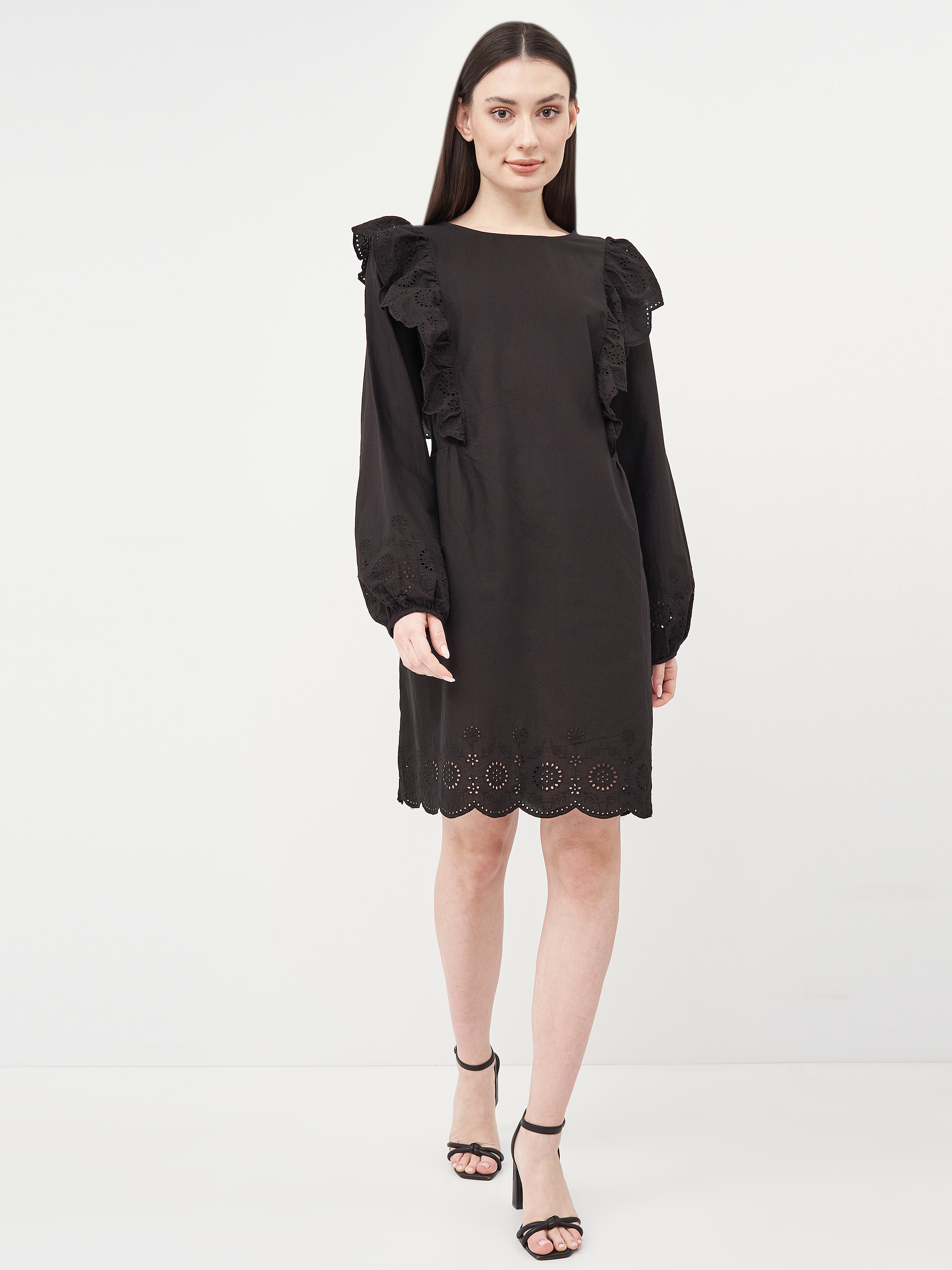 

Платье H&M KK6649428 48 Черное