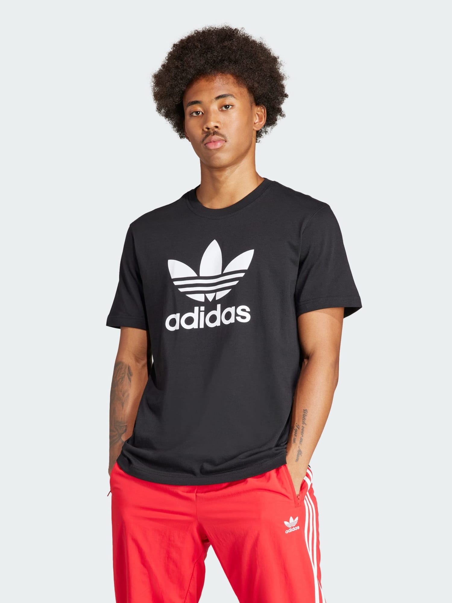 Акція на Футболка бавовняна чоловіча Adidas Originals Trefoil T-Shirt IU2364 L Чорна від Rozetka