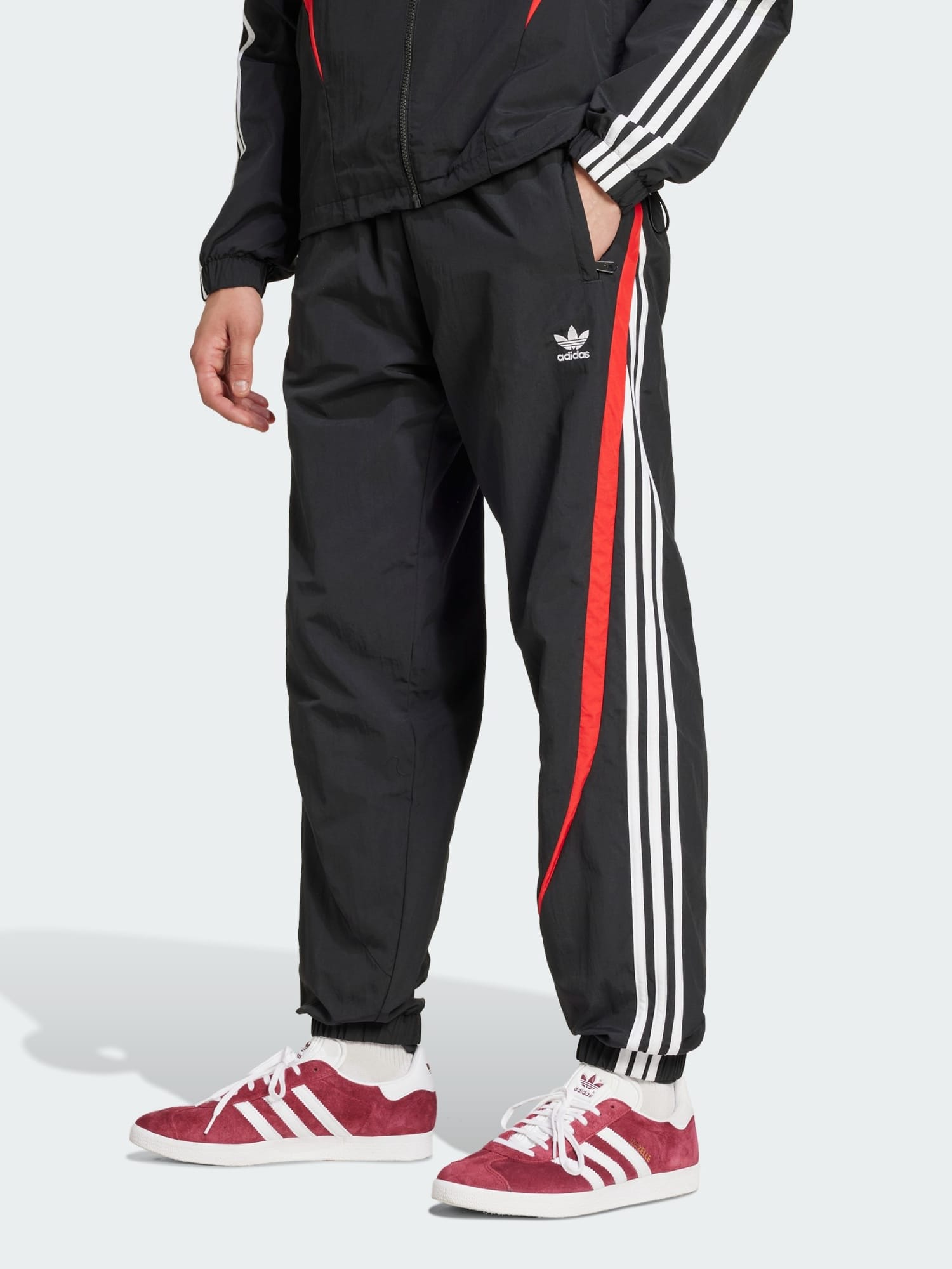 Акція на Спортивні штани чоловічі Adidas Originals Archive Pant IX9646 2XL Чорні від Rozetka