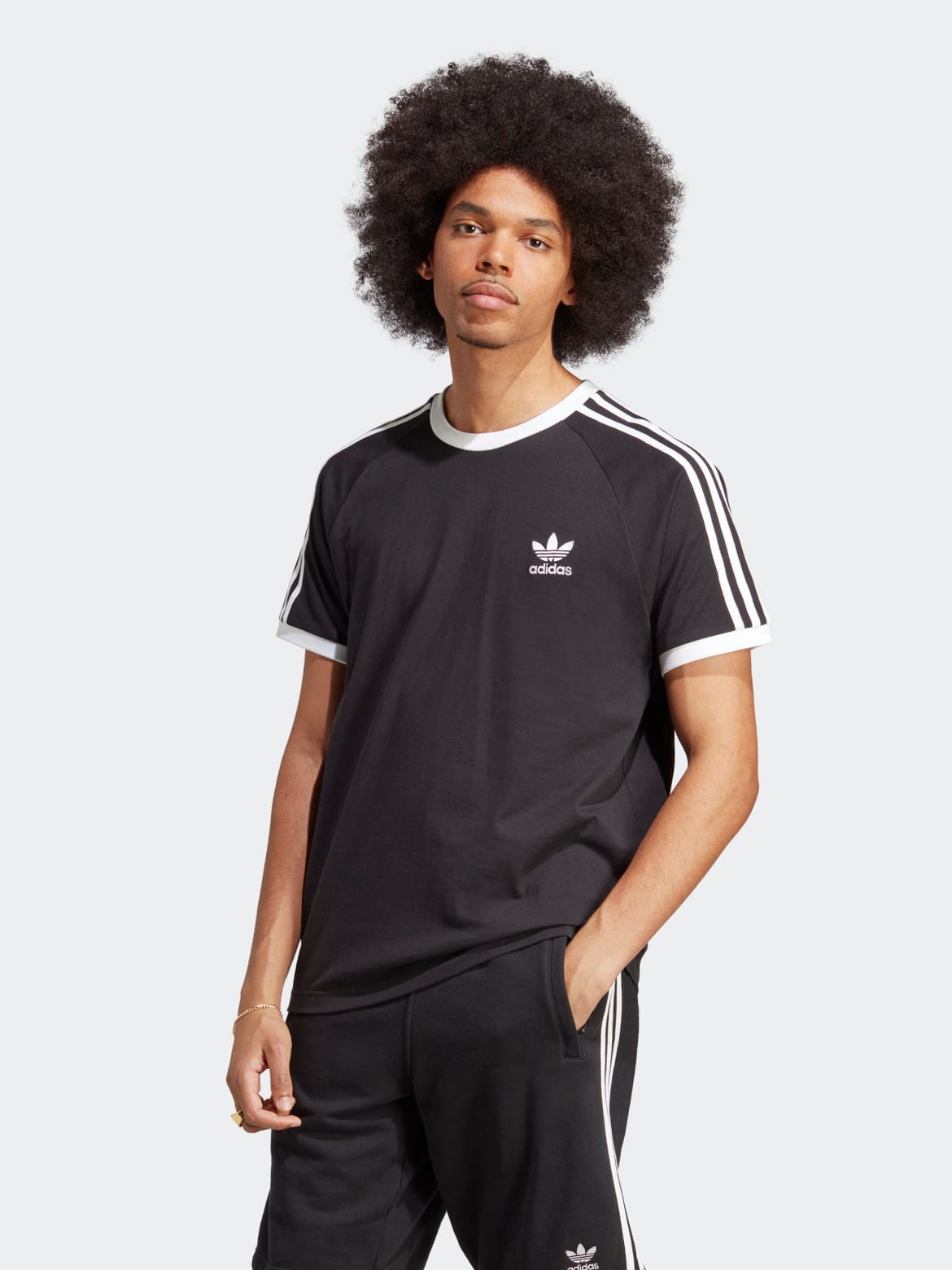 Акція на Футболка бавовняна чоловіча Adidas Originals 3-Stripes Tee IA4845 M Чорна від Rozetka