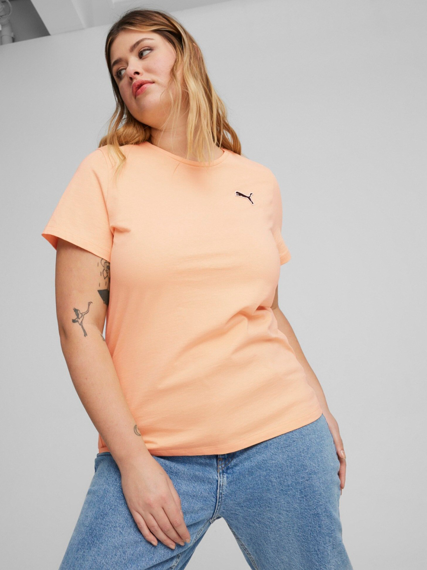 Акція на Футболка бавовняна жіноча Puma Better Essentials Tee 67598645 XS Персикова від Rozetka