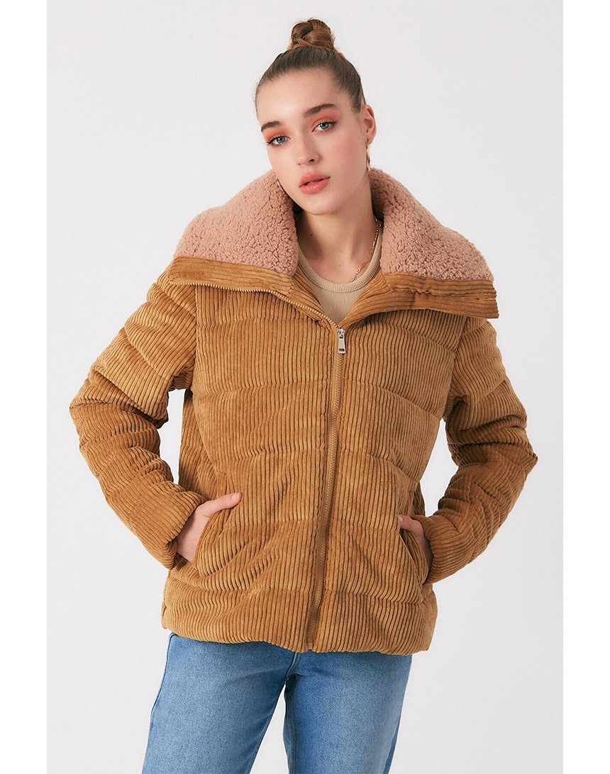 

Куртка Robin вельветовая с отложным воротником 40 (L) коричневая (D89337 camel)