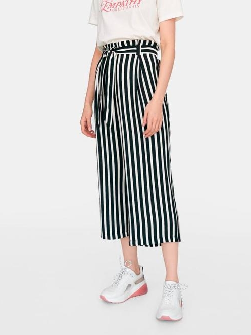 

Брюки Stradivarius 01152473004 XS Принт