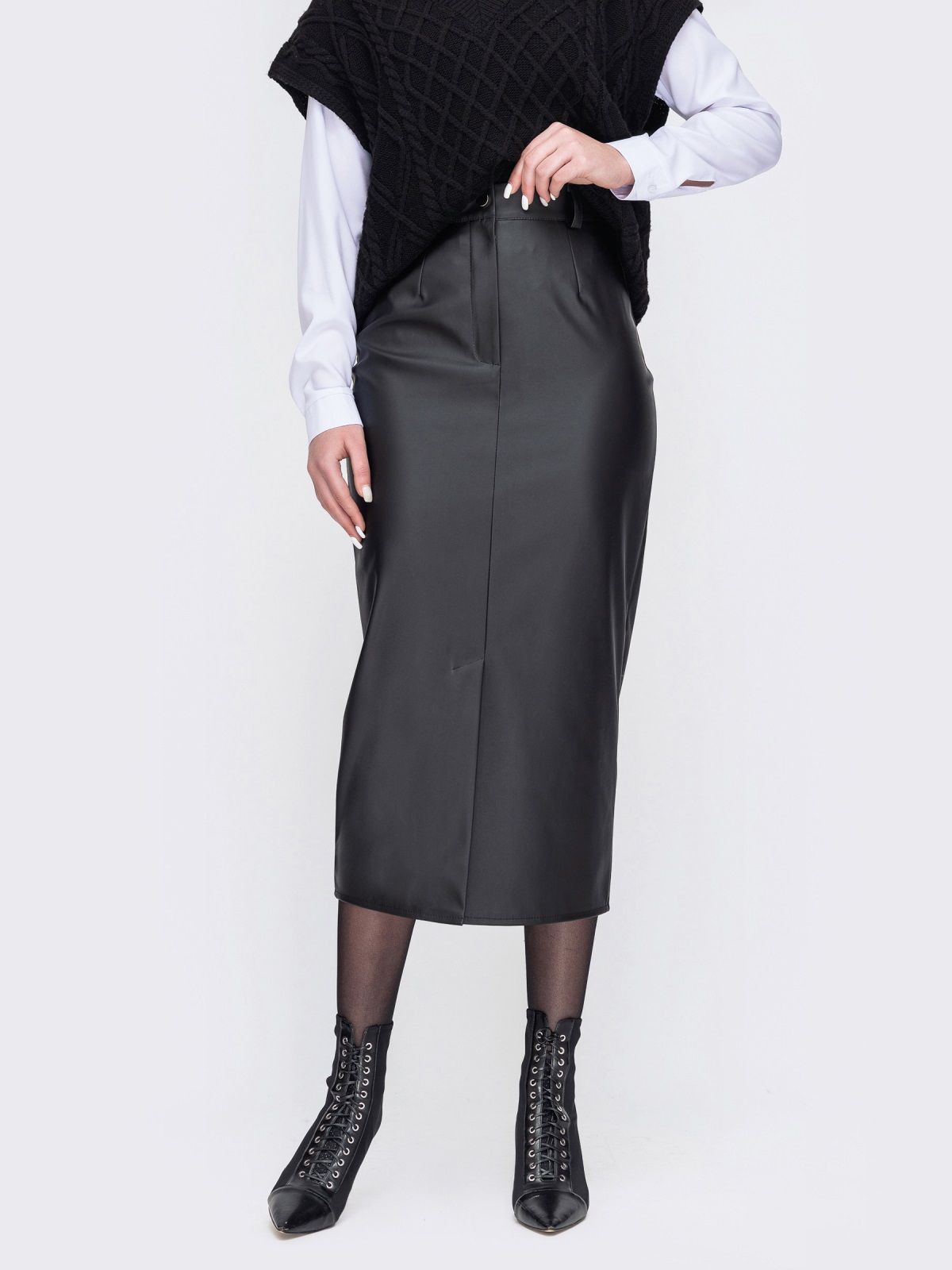 

Юбка из искусственной кожи Dressa 52676  Черная, Юбка из искусственной кожи Dressa 52676 42 Черная