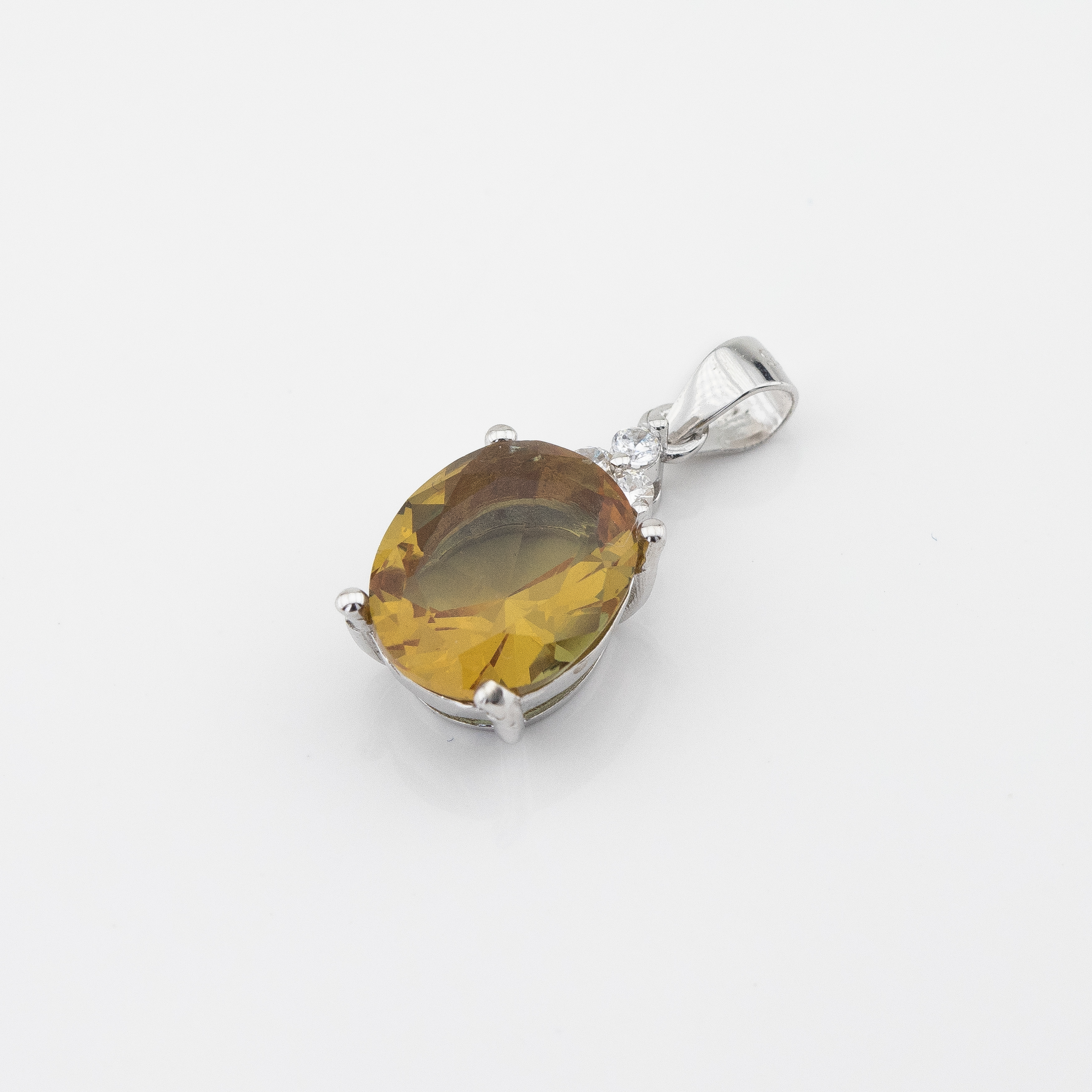 

Серебряная подвеска с султанитом P13783 Диамант