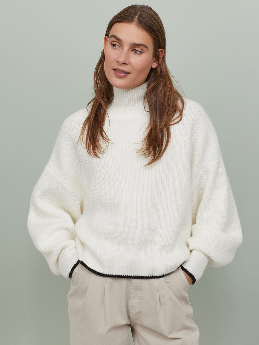 

Свитер H&M 060825688 S Белый