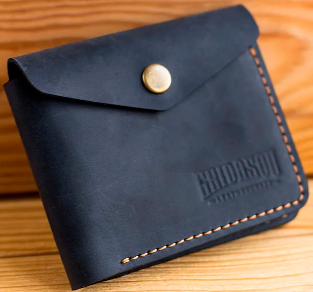 

Портмоне Gridasov Leathercraft Clap из натуральной кожи синее (WL-023-BL)