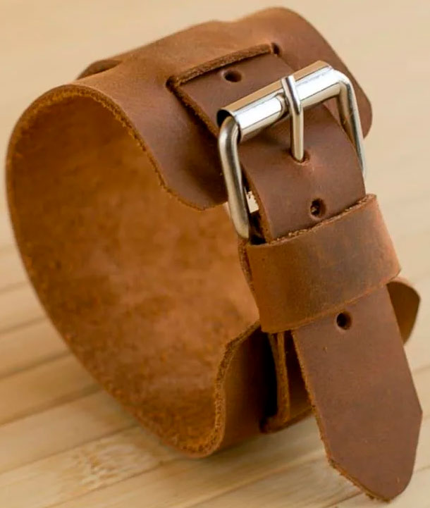 

Браслет Gridasov Leathercraft Pulse из натуральной кожи коричневый (WR-004-BR)