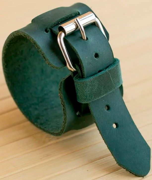 

Браслет Gridasov Leathercraft Pulse из натуральной кожи зеленый (WR-004-GR)