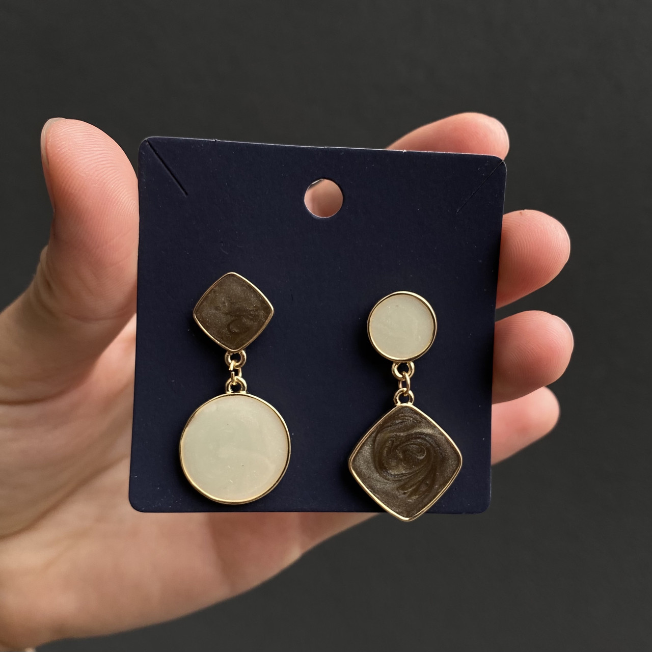 

Серьги SheShe Amanda (white / brown)