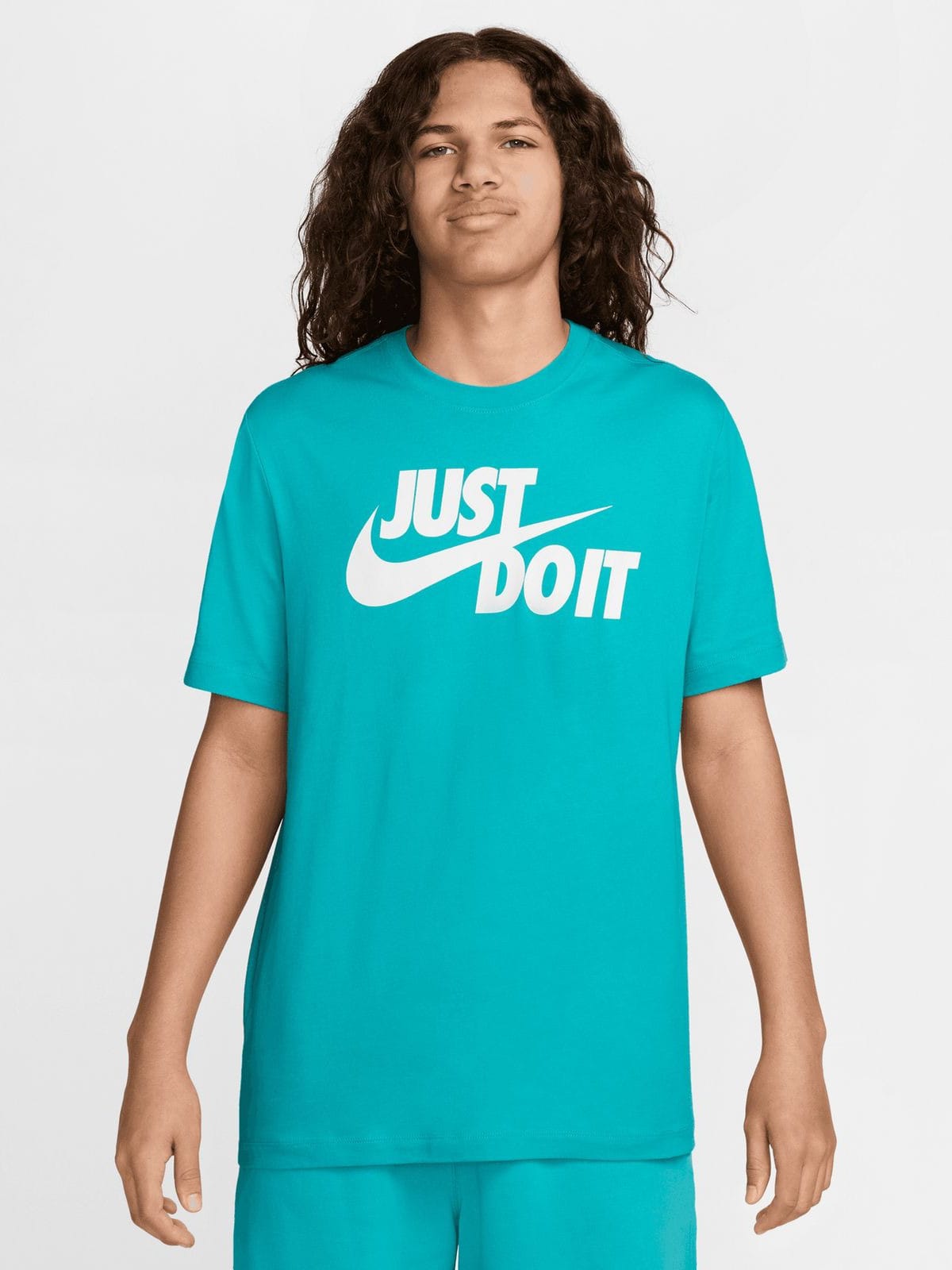 Акція на Футболка бавовняна чоловіча Nike M Nsw Tee Just Do It Swoosh AR5006-345 S Бірюзова від Rozetka