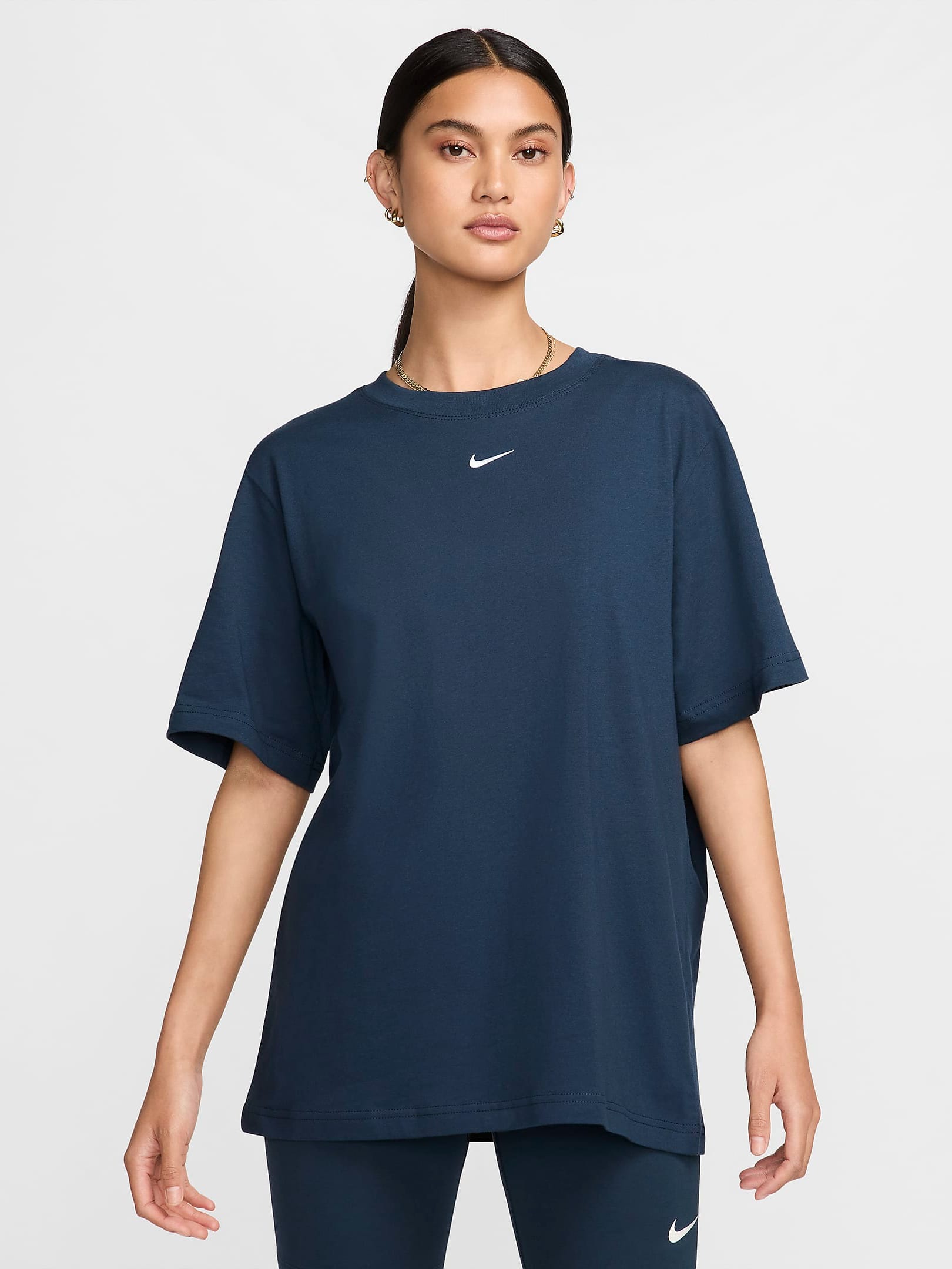 Акція на Футболка бавовняна довга жіноча Nike W Nsw Tee Essntl Lbr FD4149-478 L Синя від Rozetka