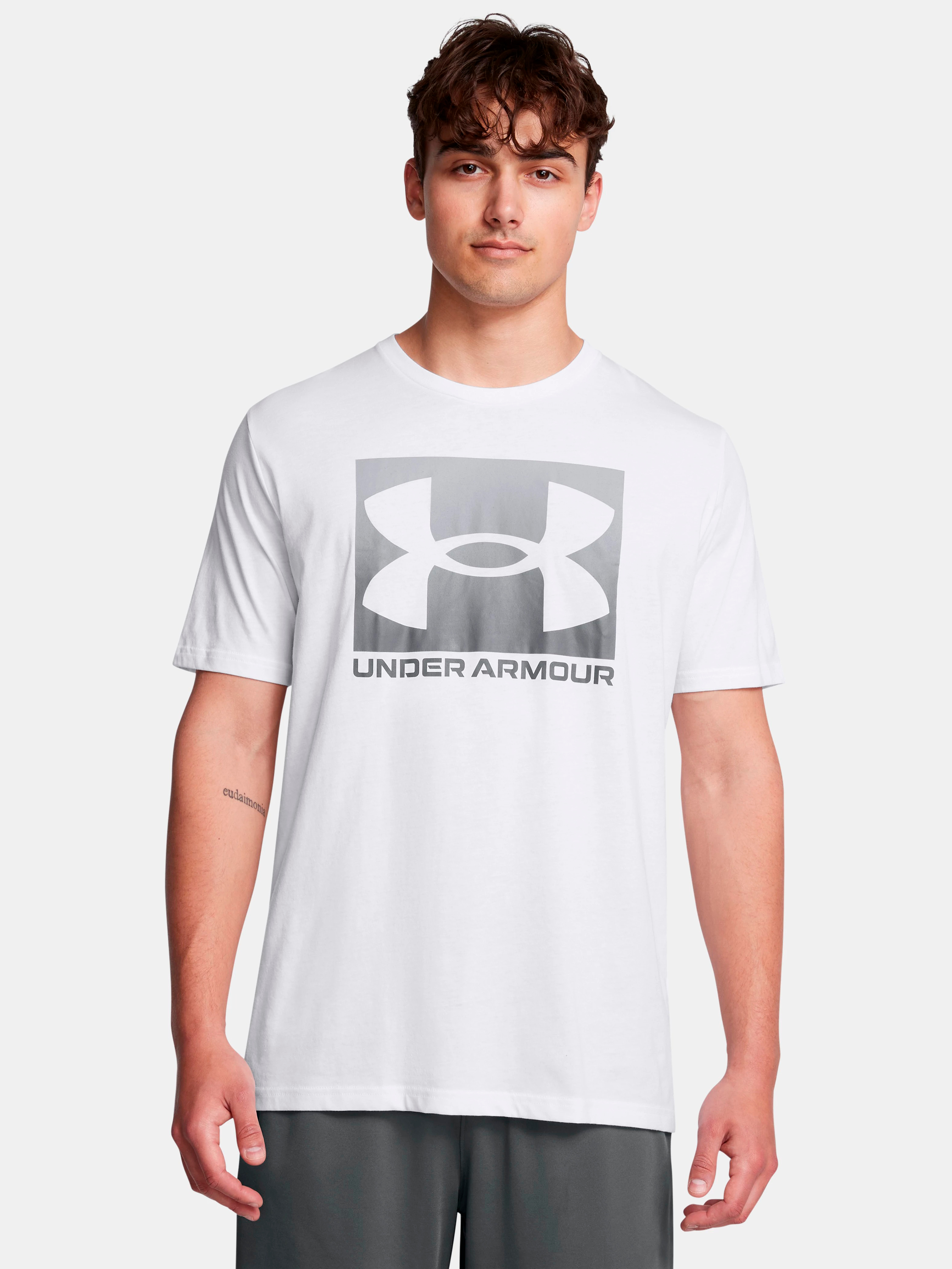 Акція на Футболка чоловіча Under Armour Ua M Boxed Sports Ss 1386793-100 S Біла від Rozetka