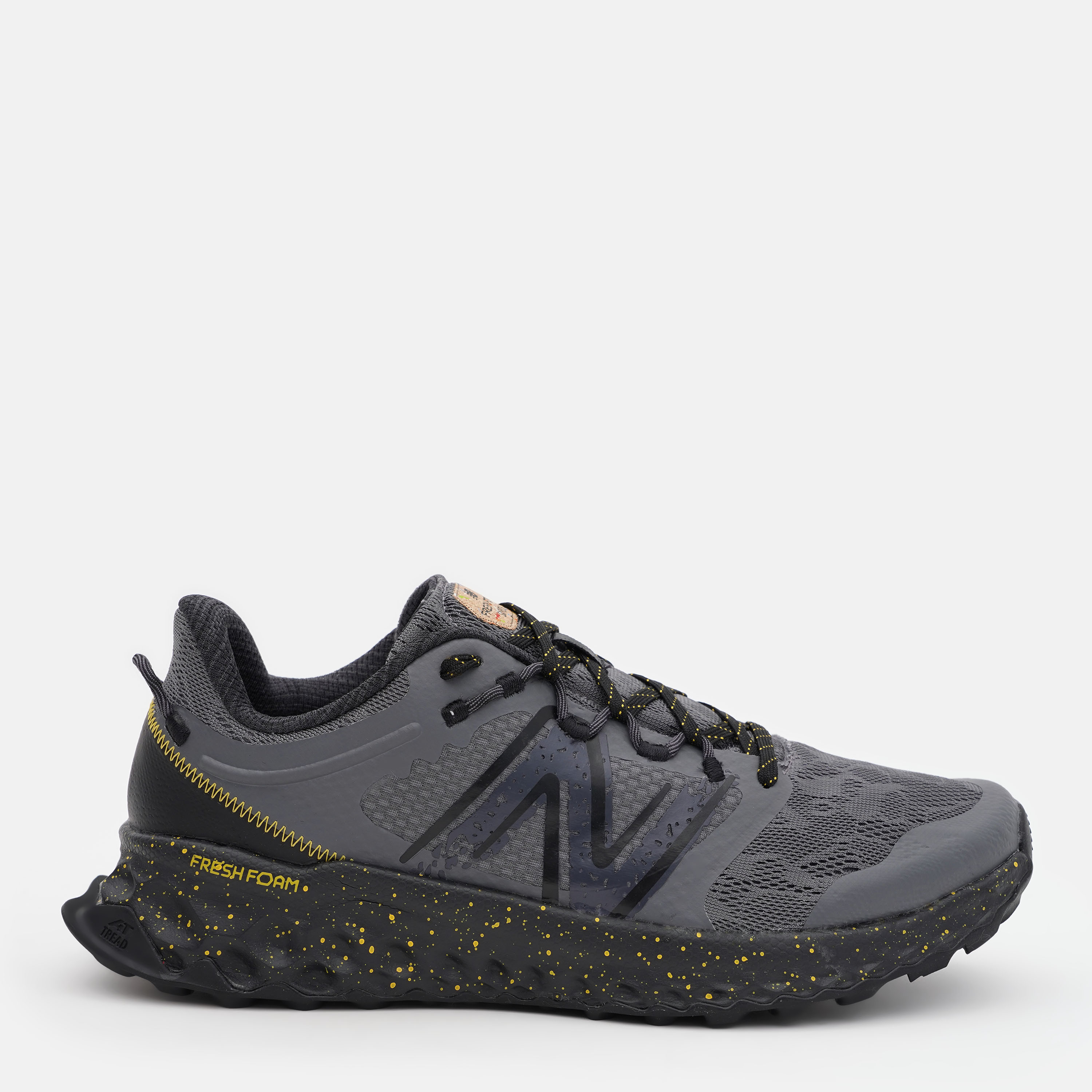 Акція на Чоловічі кросівки New Balance Garoe MTGAROS1 40 (7US) 25 см Сірі від Rozetka