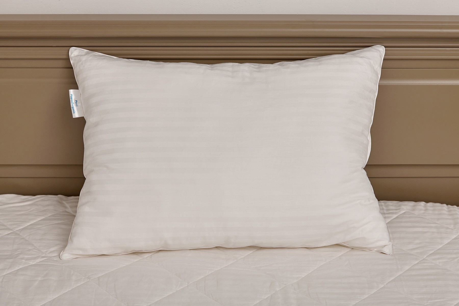 

Гипоаллергенная подушка Perri Hypoallergenic 70х70 см