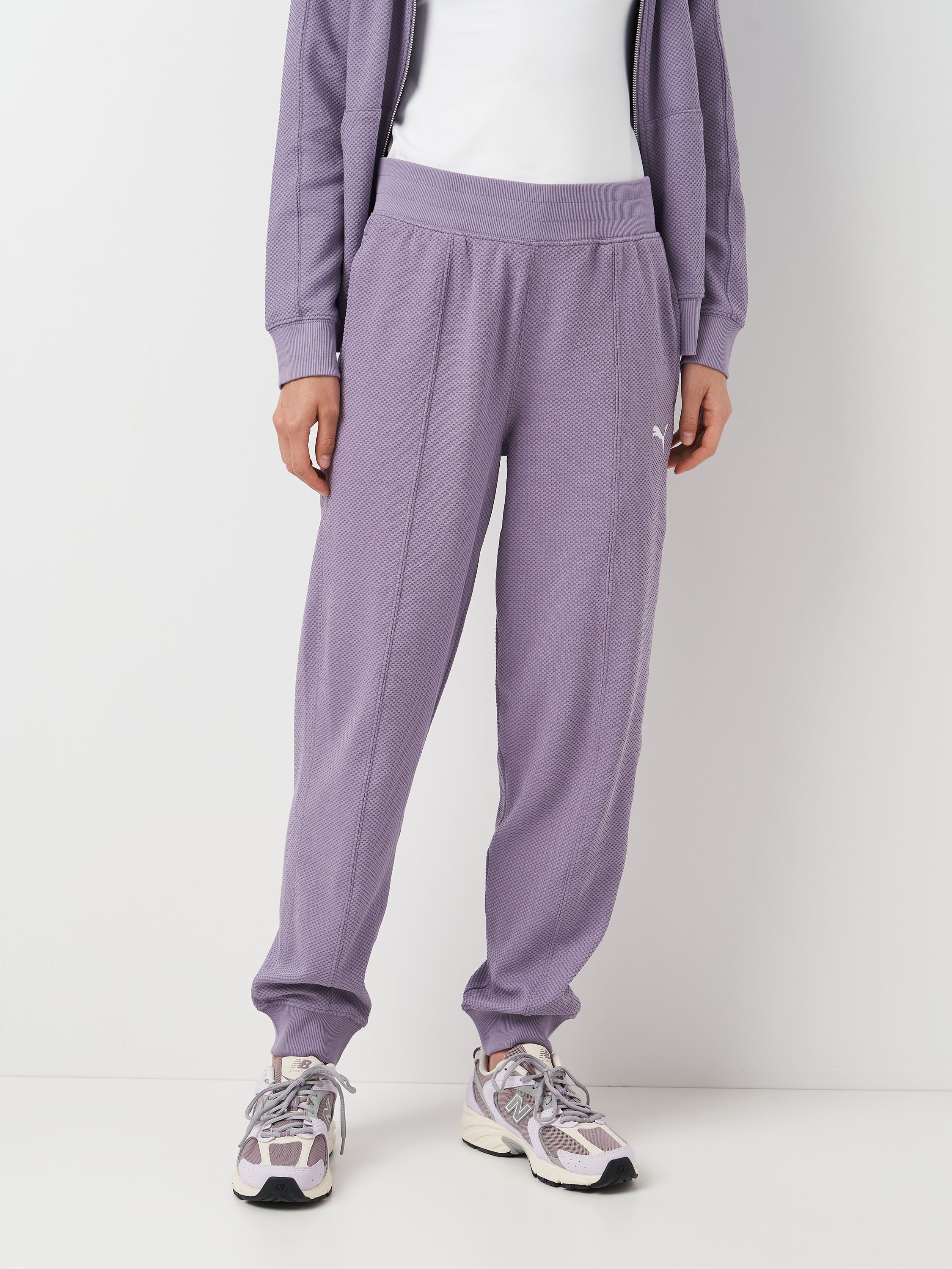 Акція на Спортивні штани жіночі Puma Her High Waist Pants 68163430 S Бузкові від Rozetka