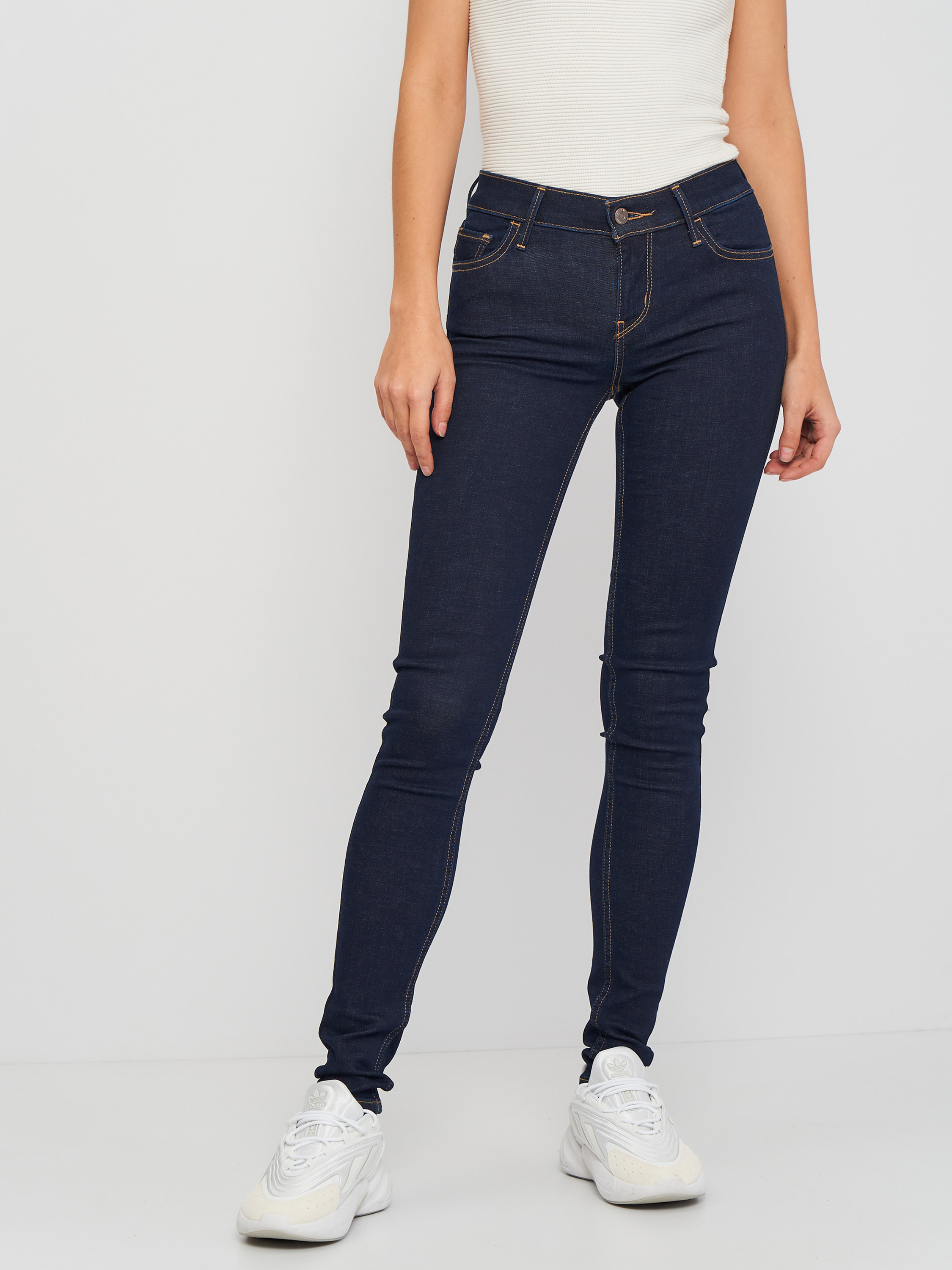 Акція на Джинси Skinny жіночі Levi's 710 Super Skinny 17780-0014 W24L30 Сині від Rozetka