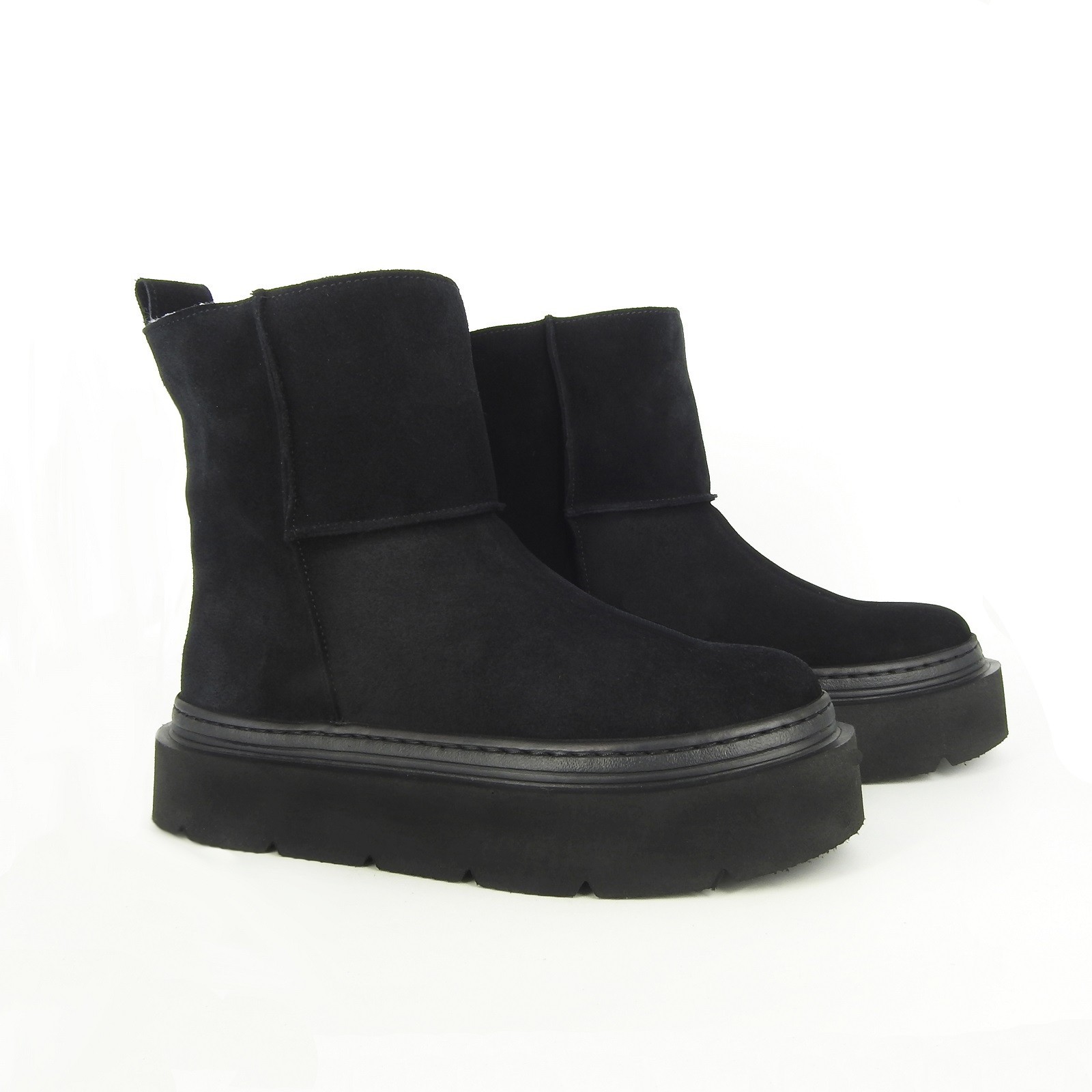 

Уггі жіночі Luca Maison FW21198/09 (38, чорний)