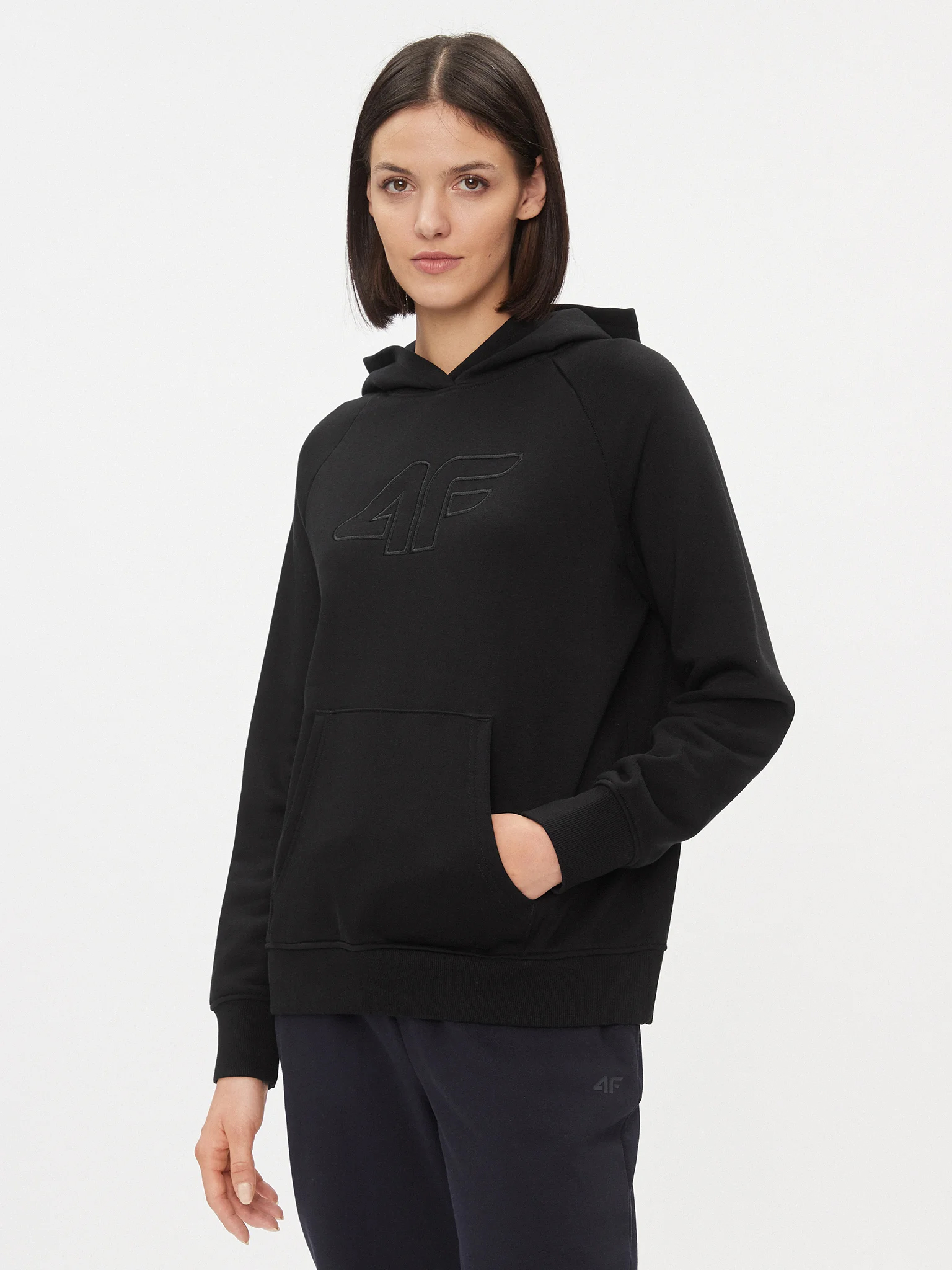 Акція на Худі жіноче 4F Sweatshirt F0765 4FAW23TSWSF0765-20S XS Чорне від Rozetka