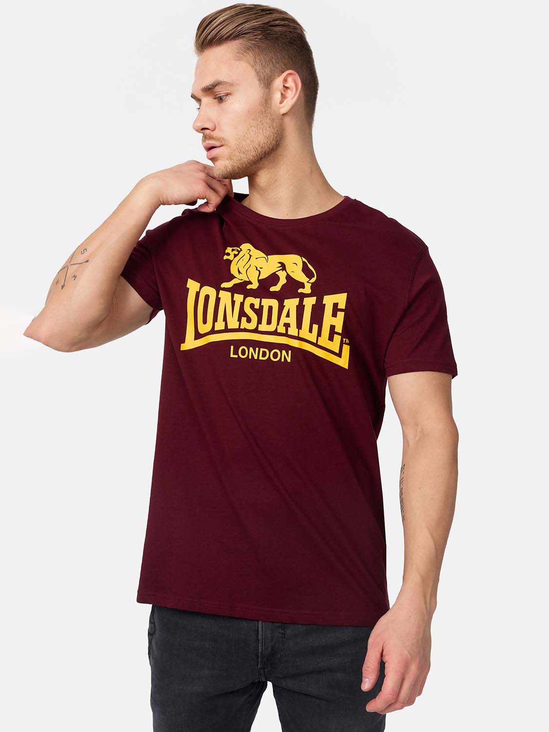 Акція на Футболка бавовняна довга чоловіча Lonsdale Logo 119083-2011 S Vintage Oxblood від Rozetka