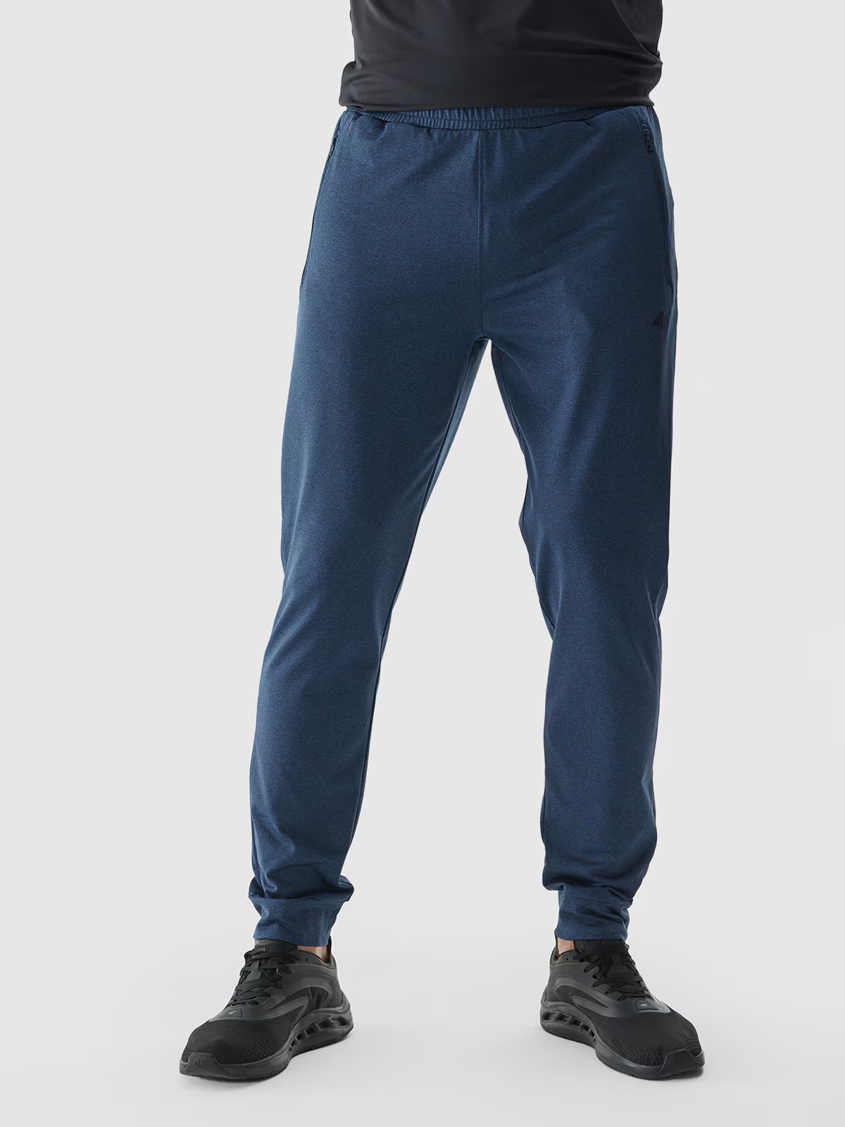 Акція на Спортивні штани утеплені чоловічі 4F Trousers Fnk M682 4FWAW24TFTRM682-31M XL Сині від Rozetka