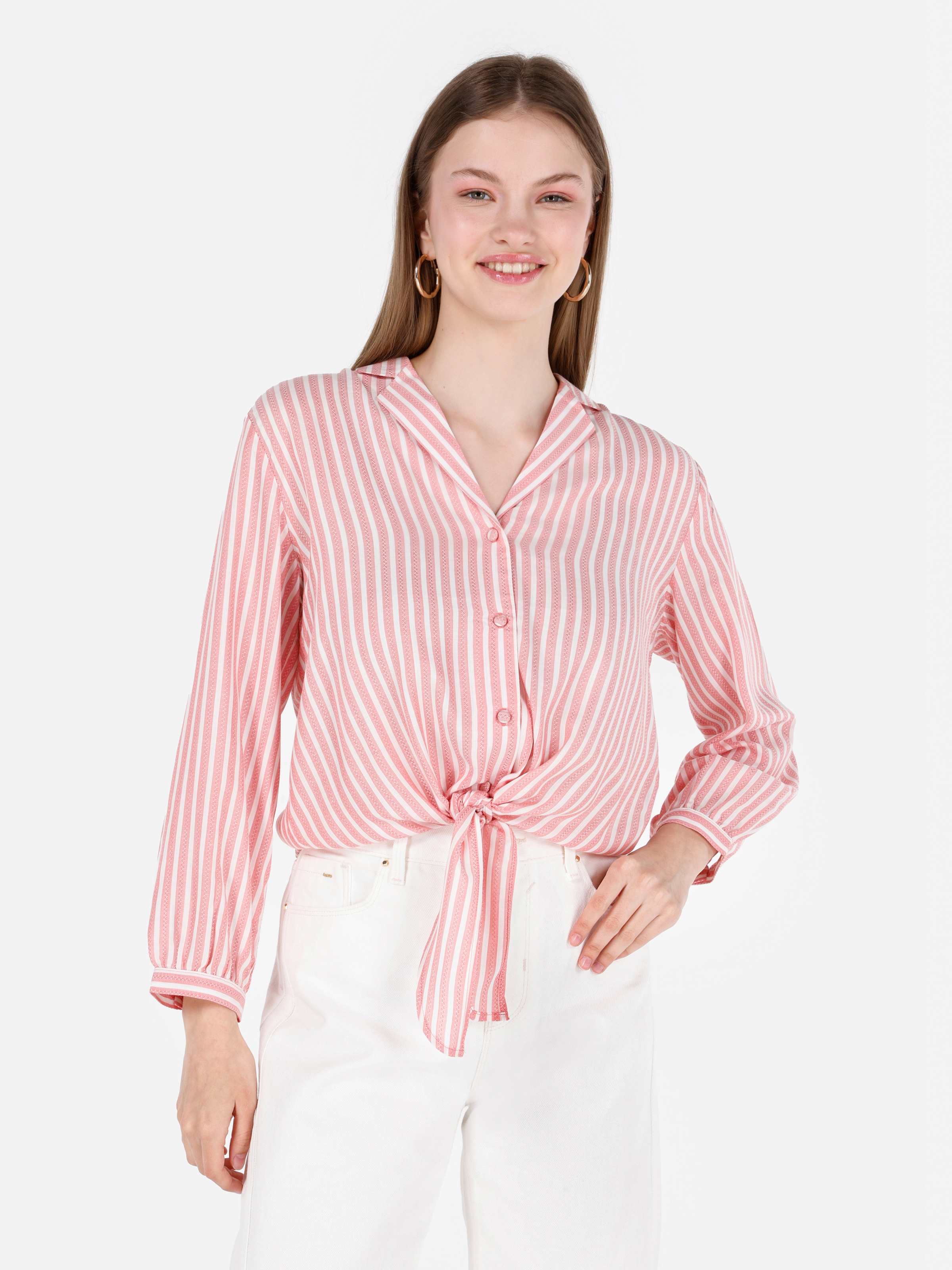 Акція на Сорочка жіноча Colin's CL1068905LPR S LIGHT RED від Rozetka