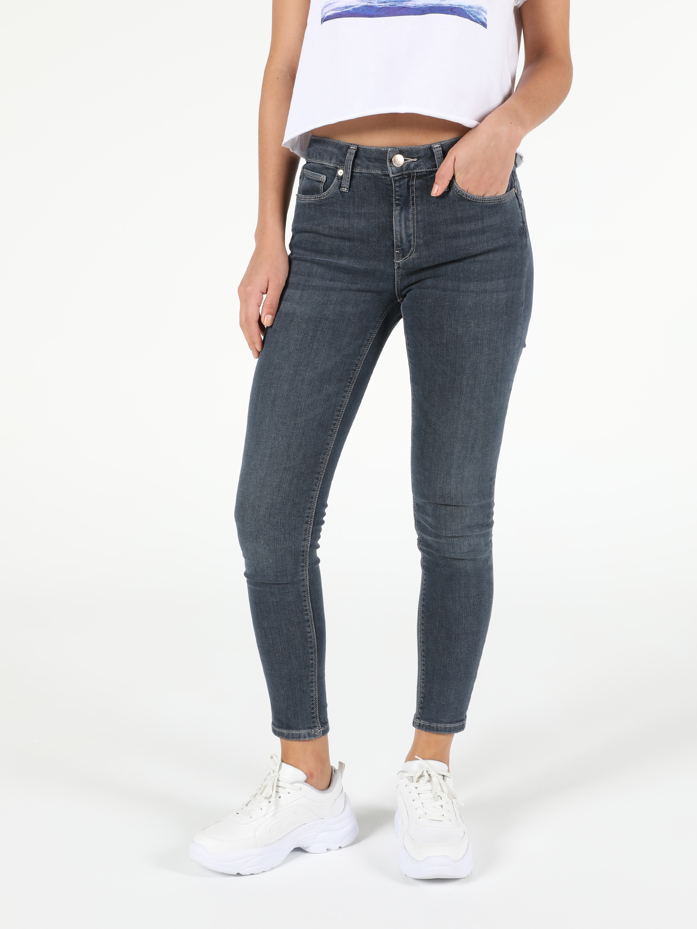 Акція на Джинси Skinny жіночі Colin's 759 LARA CL1052808DN41158 26-30 ULVICA WASH від Rozetka