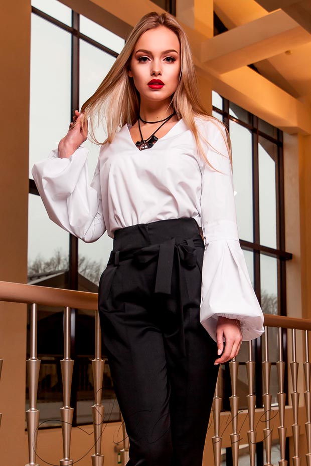 

Женская JADONE FASHION коттоновая блуза с пышными рукавами Шатто цвет молочный  (Рубашка Шатто молочный, Женская JADONE FASHION коттоновая блуза с пышными рукавами Шатто цвет молочный XL (Рубашка Шатто молочный)