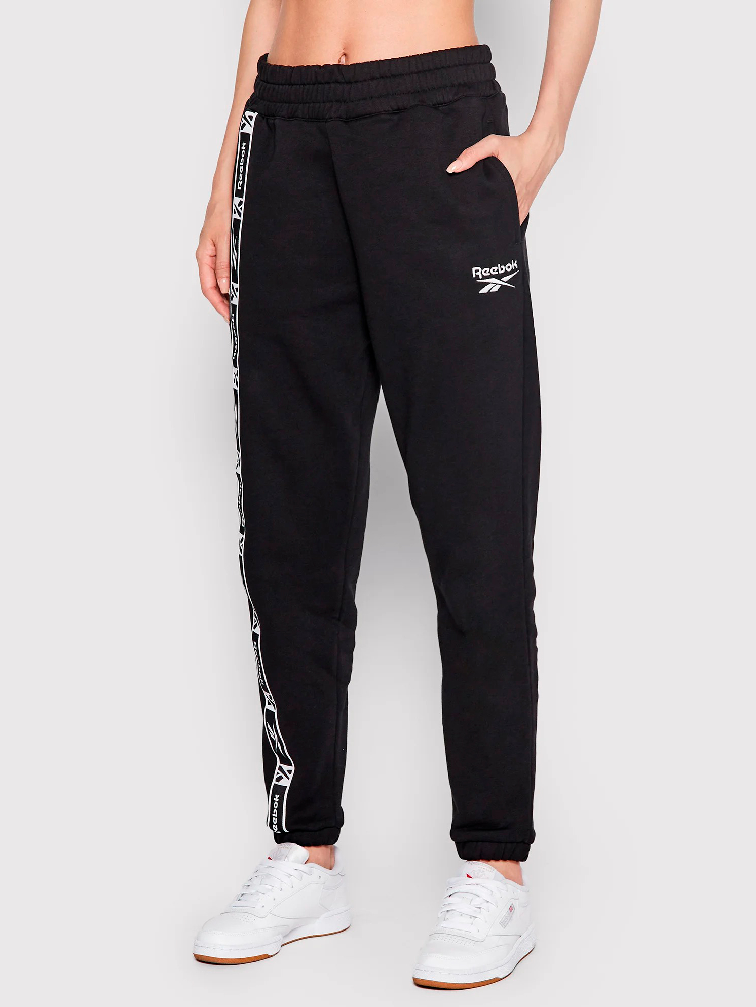 Акція на Спортивні штани жіночі Reebok Tape Pack Pant HB2261 S Чорні від Rozetka