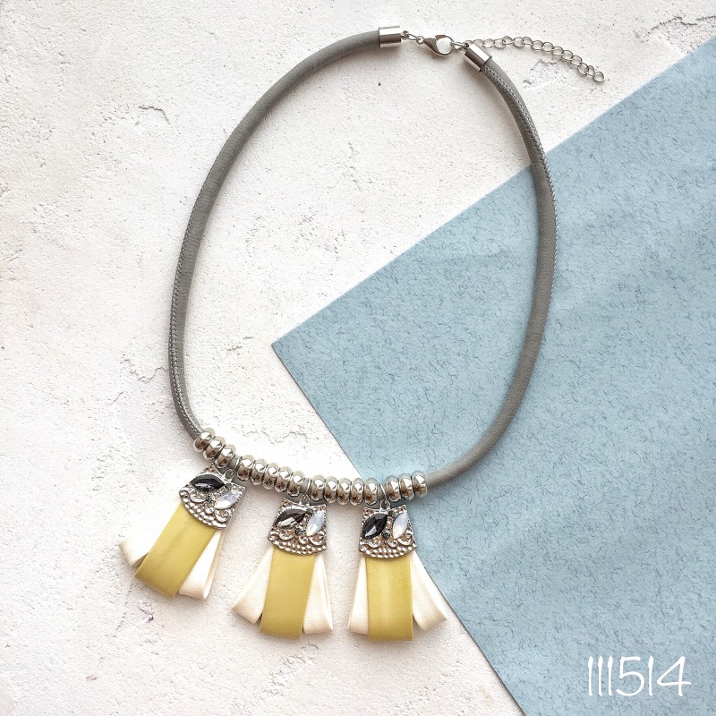 

Колье Miss Odri "Ioan yellow" женское желтое из кожи + подарочная упаковка