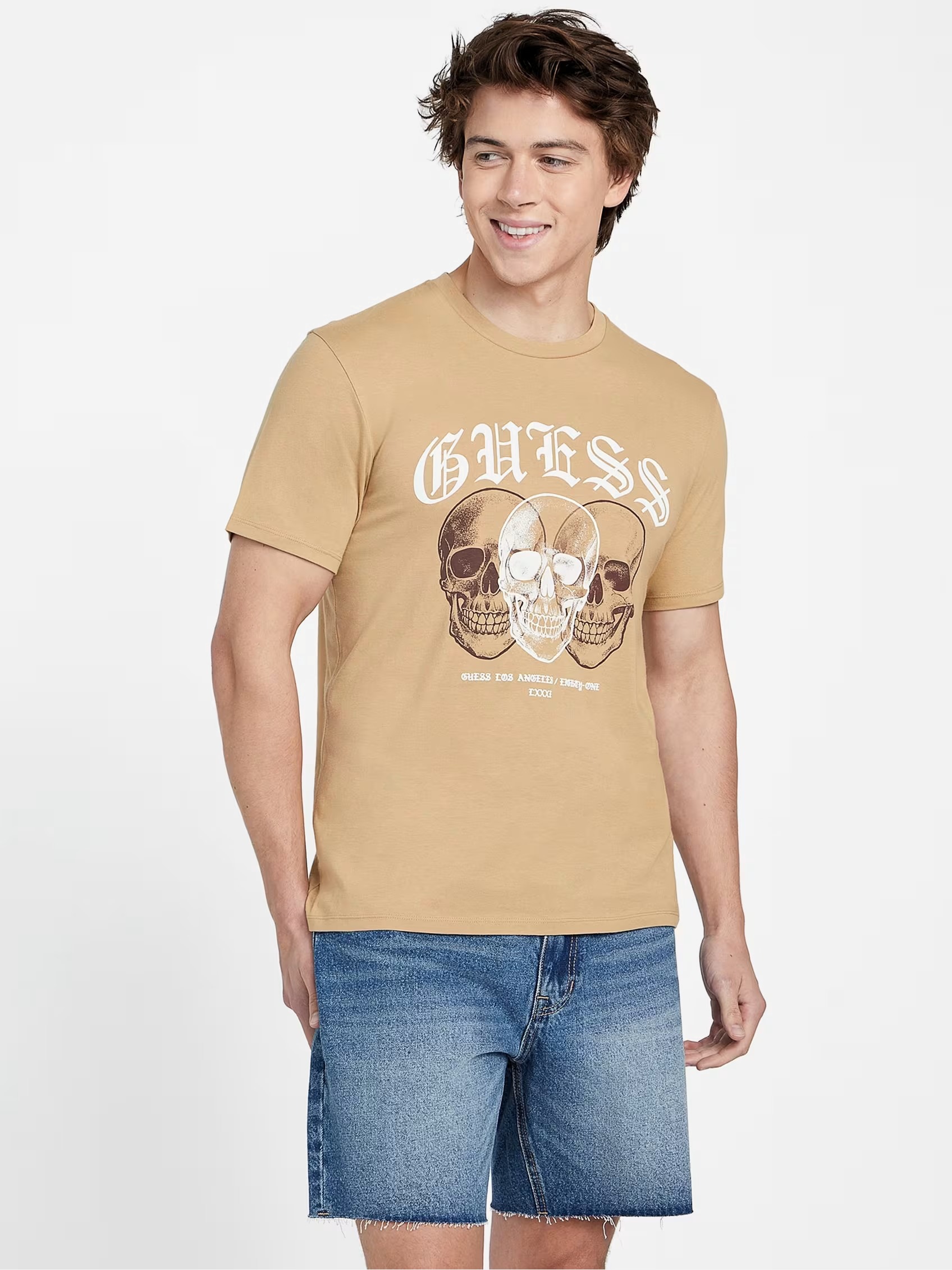 Акція на Футболка бавовняна довга чоловіча Guess 113374269 S Бежева від Rozetka