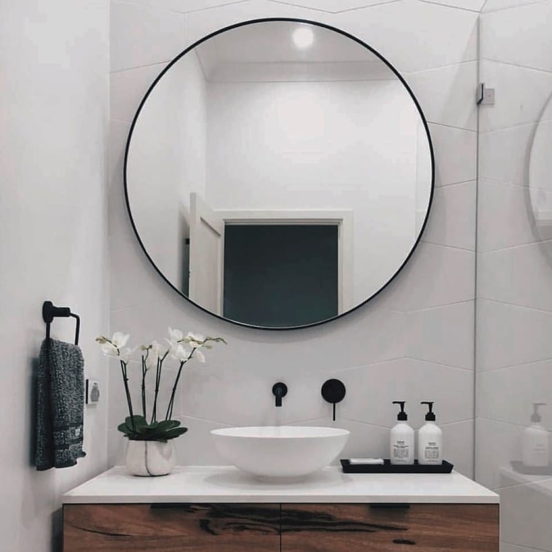 

Круглое зеркало в черной раме Spark-decor Rotonda 1000