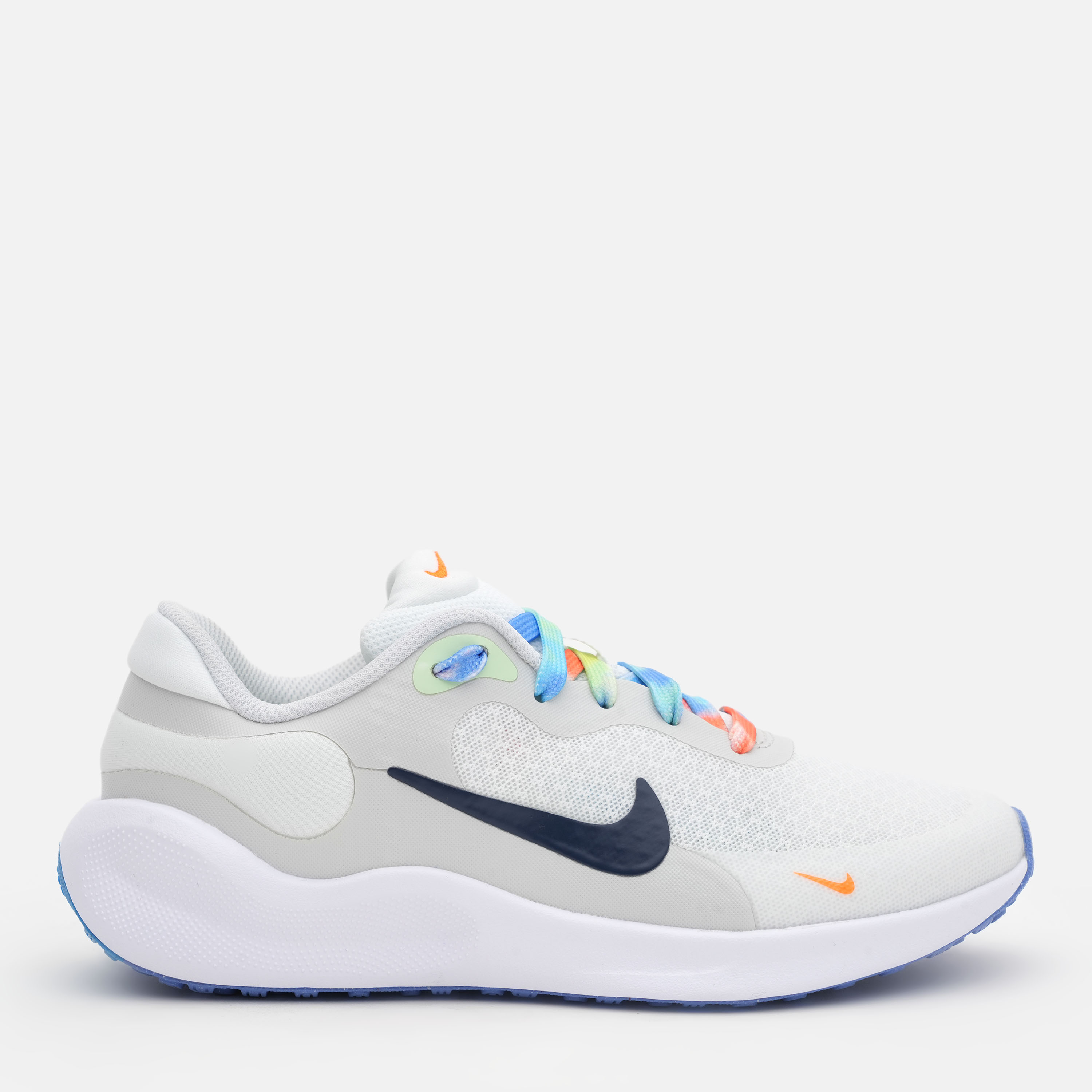 Акція на Підліткові кросівки для дівчинки Nike Revolution 7 Nn Se FN4991-100 35 (3Y) Різнокольорові від Rozetka