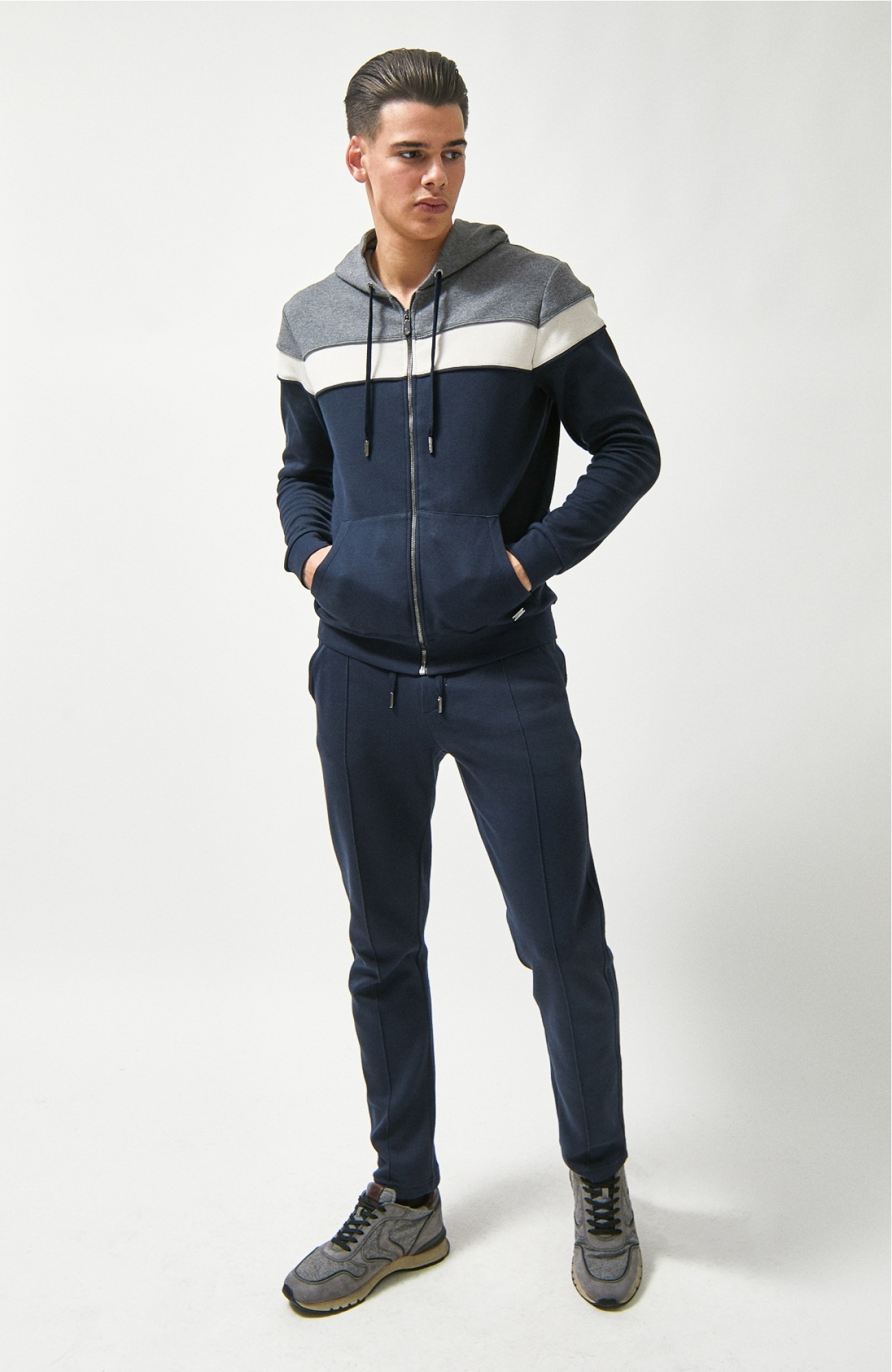 

Спортивный костюм Cortigiano in Bottega 2XL