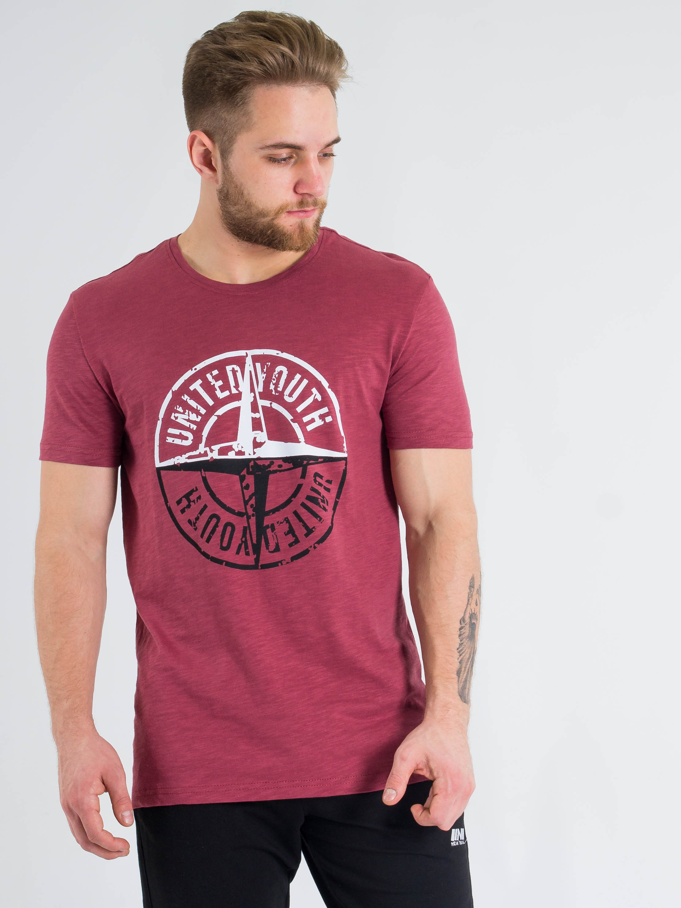 

Футболка New Brand 02807 M Бордовый