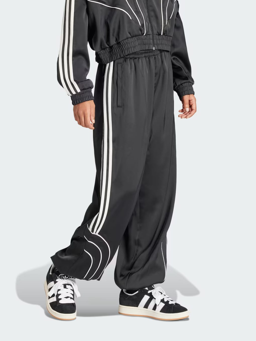 Акція на Спортивні штани жіночі Adidas Piping Loose Tp IW5680 M Black від Rozetka