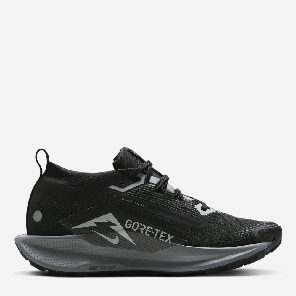 Акція на Жіночі кросівки для бігу з Gore Tex Nike Pegasus Trail 5 Gtx FQ0912-001 39 (8US) 25 см Чорні від Rozetka