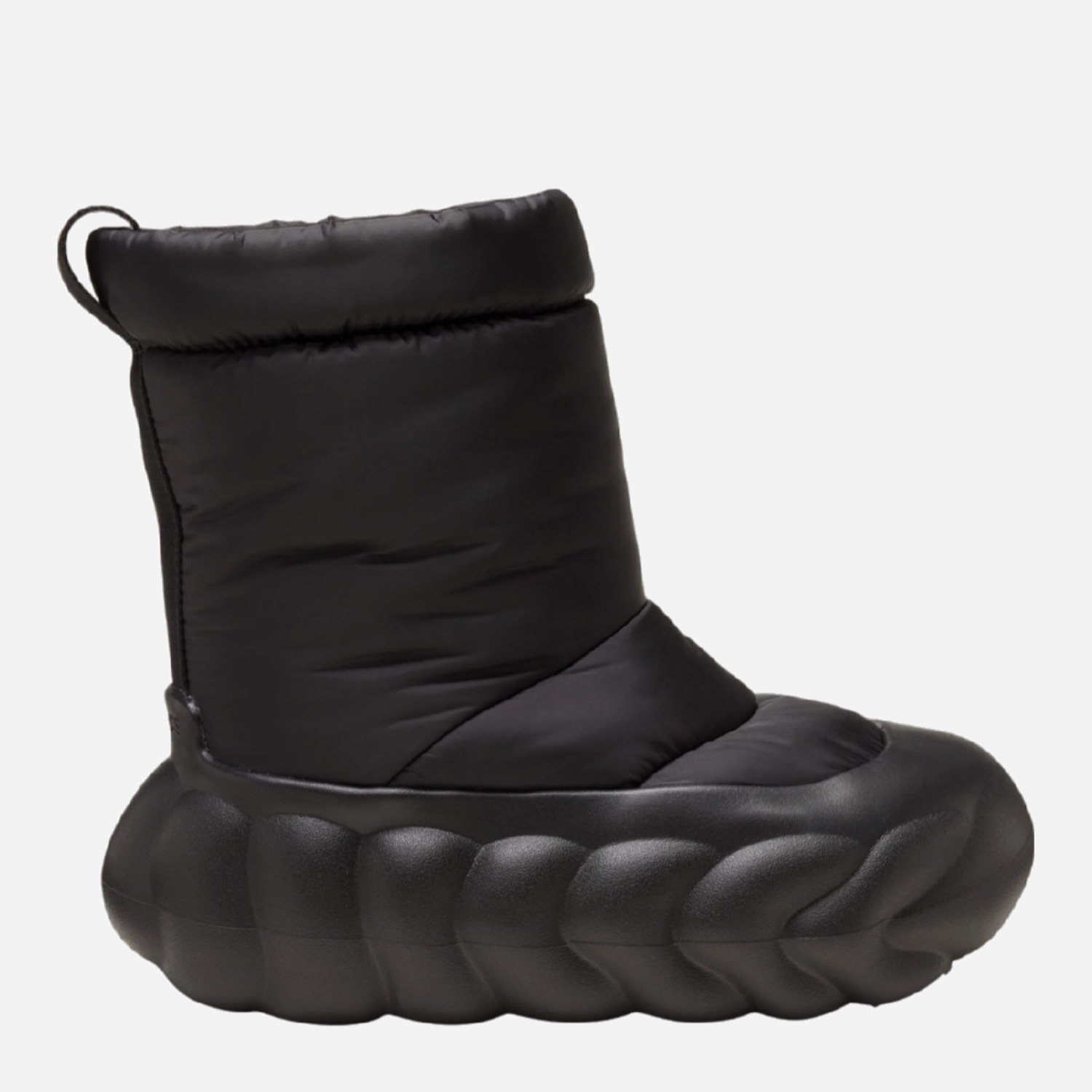 Акція на Жіночі дутики Crocs OverPuff Boot 210667-060 36-37 (M4/W6) 22 см Blk/Blk від Rozetka